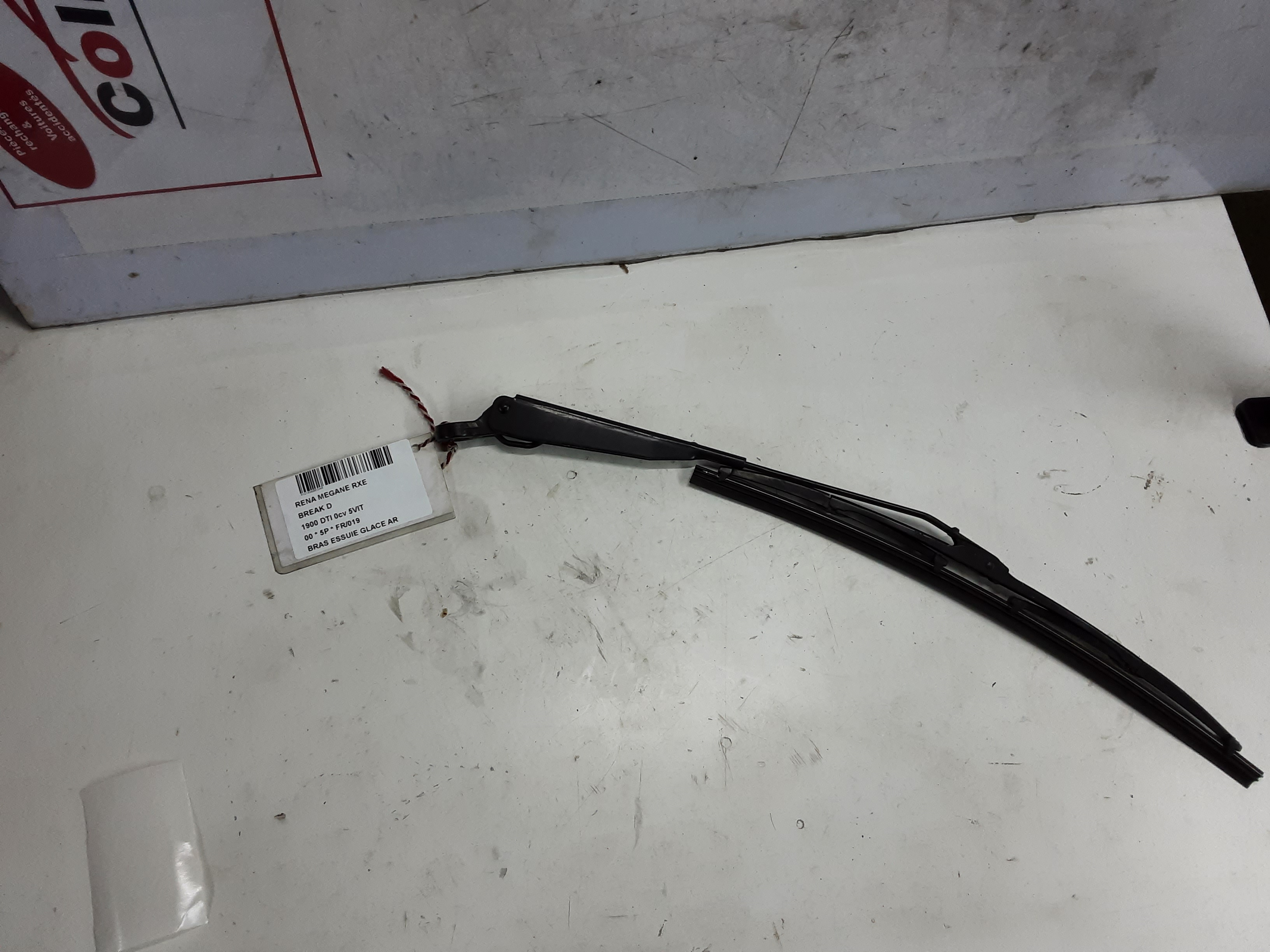 RUITENWISSERARM ACHTER Renault MEGANE - 10/02