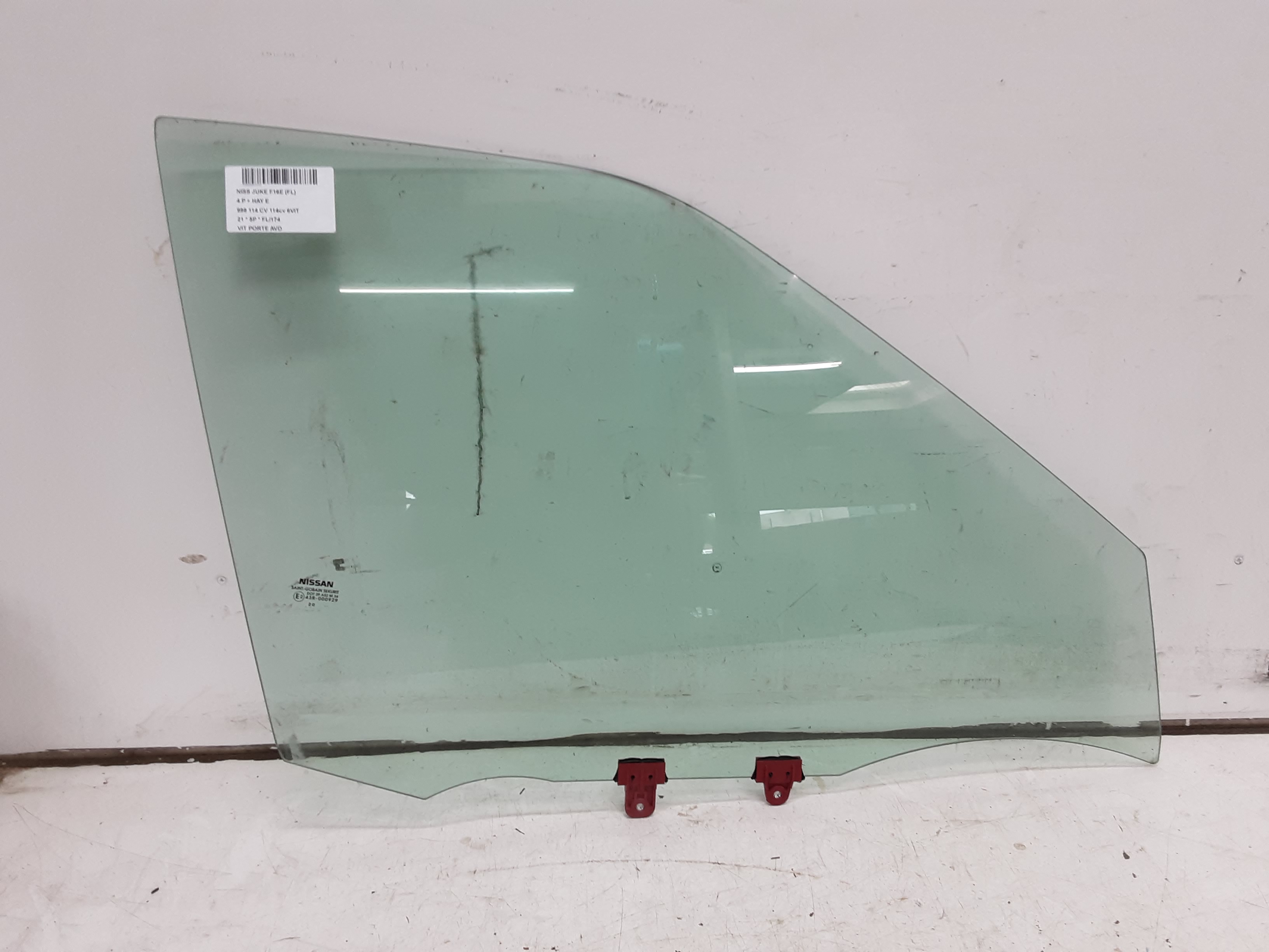 RIGHT FRONT DOOR WINDOW Nissan JUKE 8/19+
