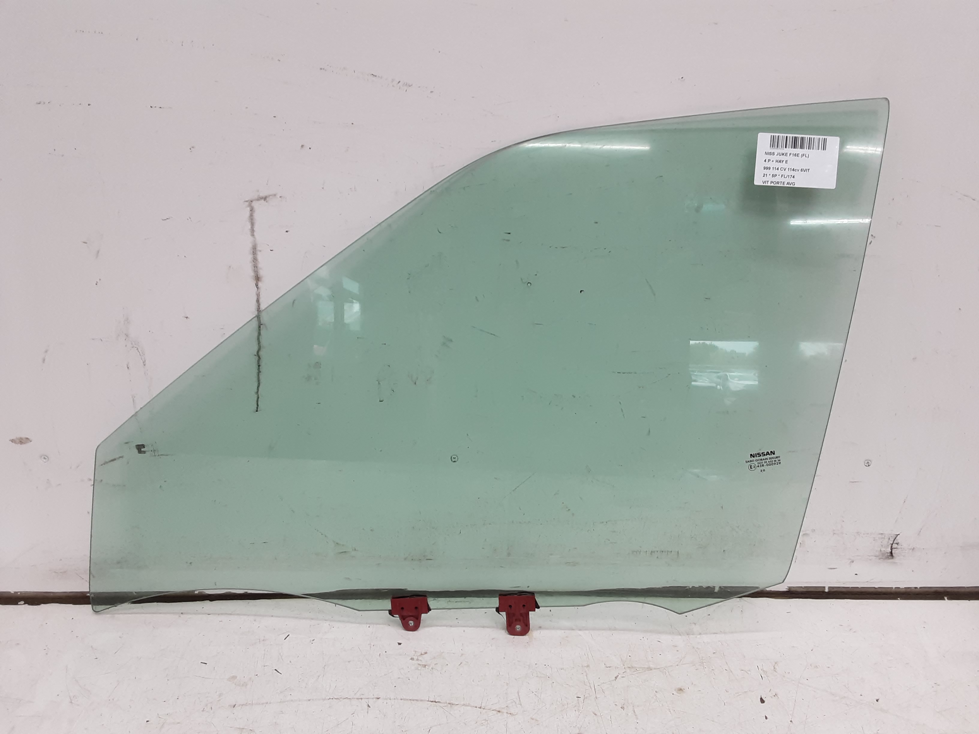 VITRE DE PORTE AVANT GAUCHE Nissan JUKE 8/19+