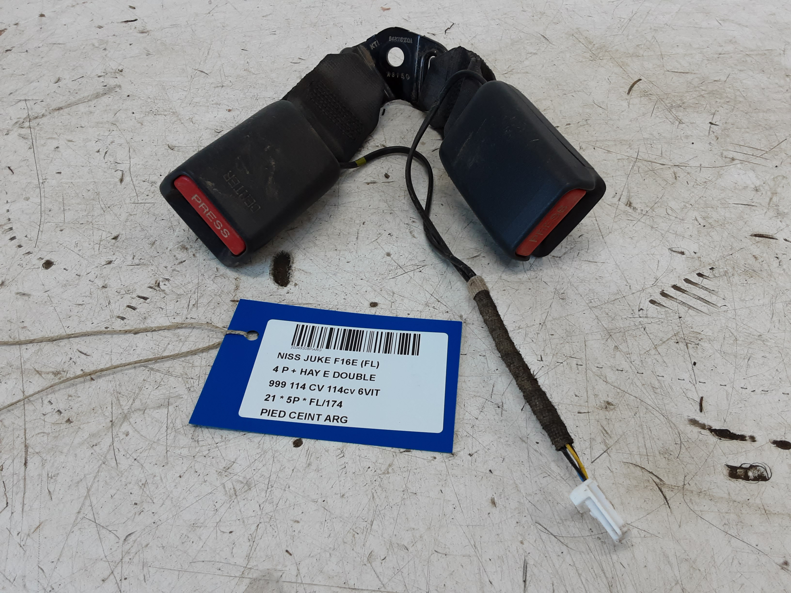 PIED DE CEINTURE ARRIERE GAUCHE Nissan JUKE 8/19+