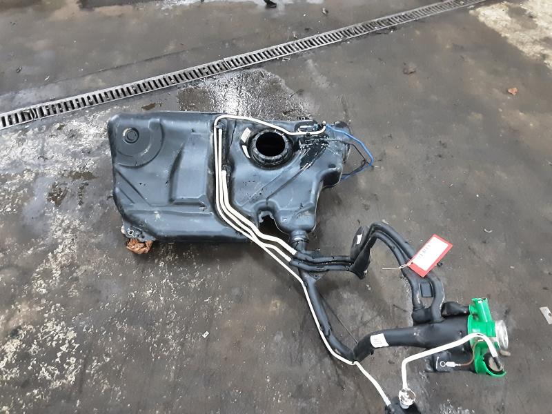BRANDSTOFTANK BENZINE Skoda FABIA (5J) 3/10 - 14
