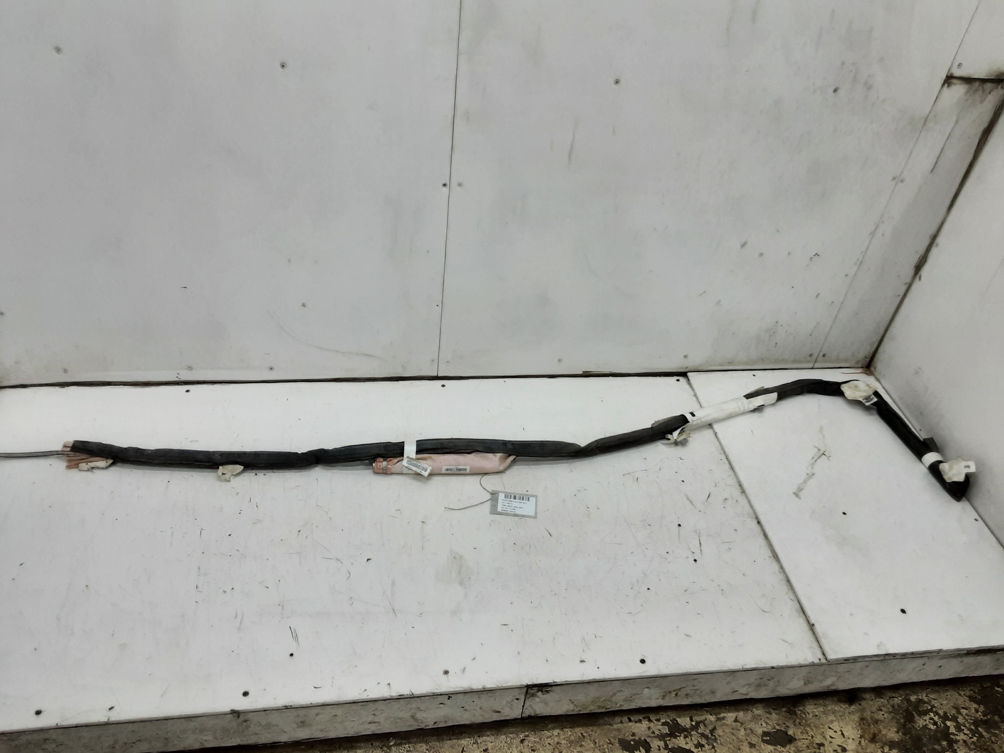 AIRBAG DE TOIT COTE GAUCHE Peugeot 5008 6/17+