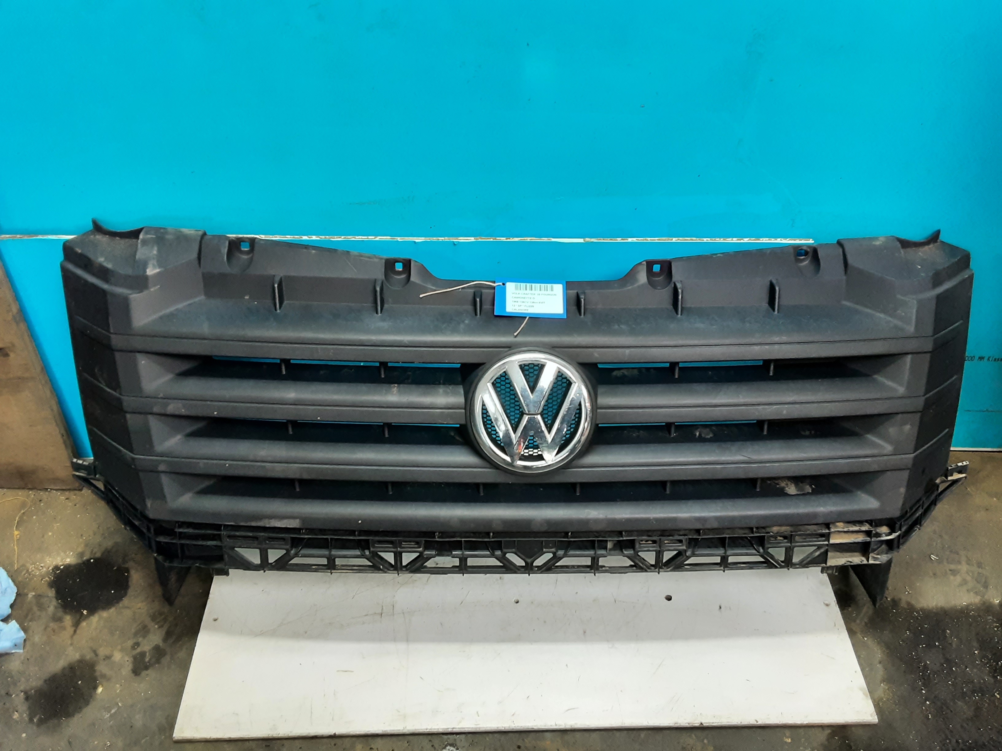CALANDRE Vw CRAFTER 06 - 17