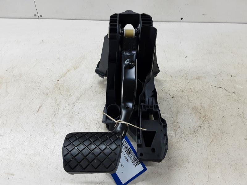 BRAKE PEDAL Vw GOLF VII 11/12 - 17
