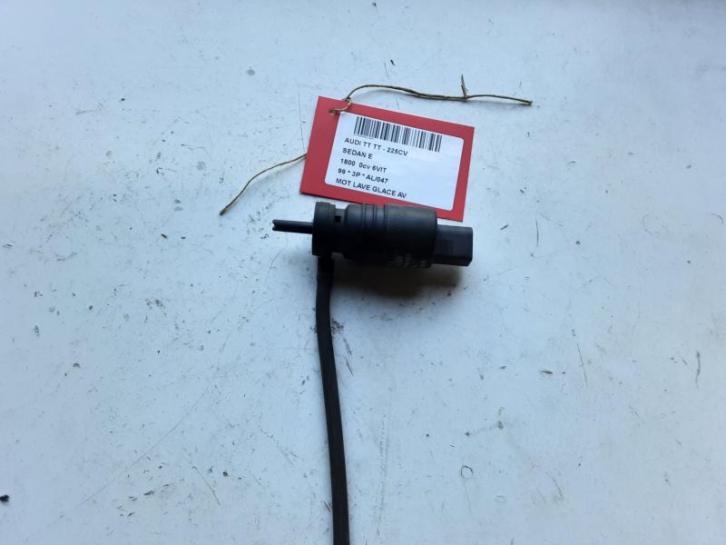 MOTEUR DE LAVE-GLACE AVANT Audi TT 10/98 - 06