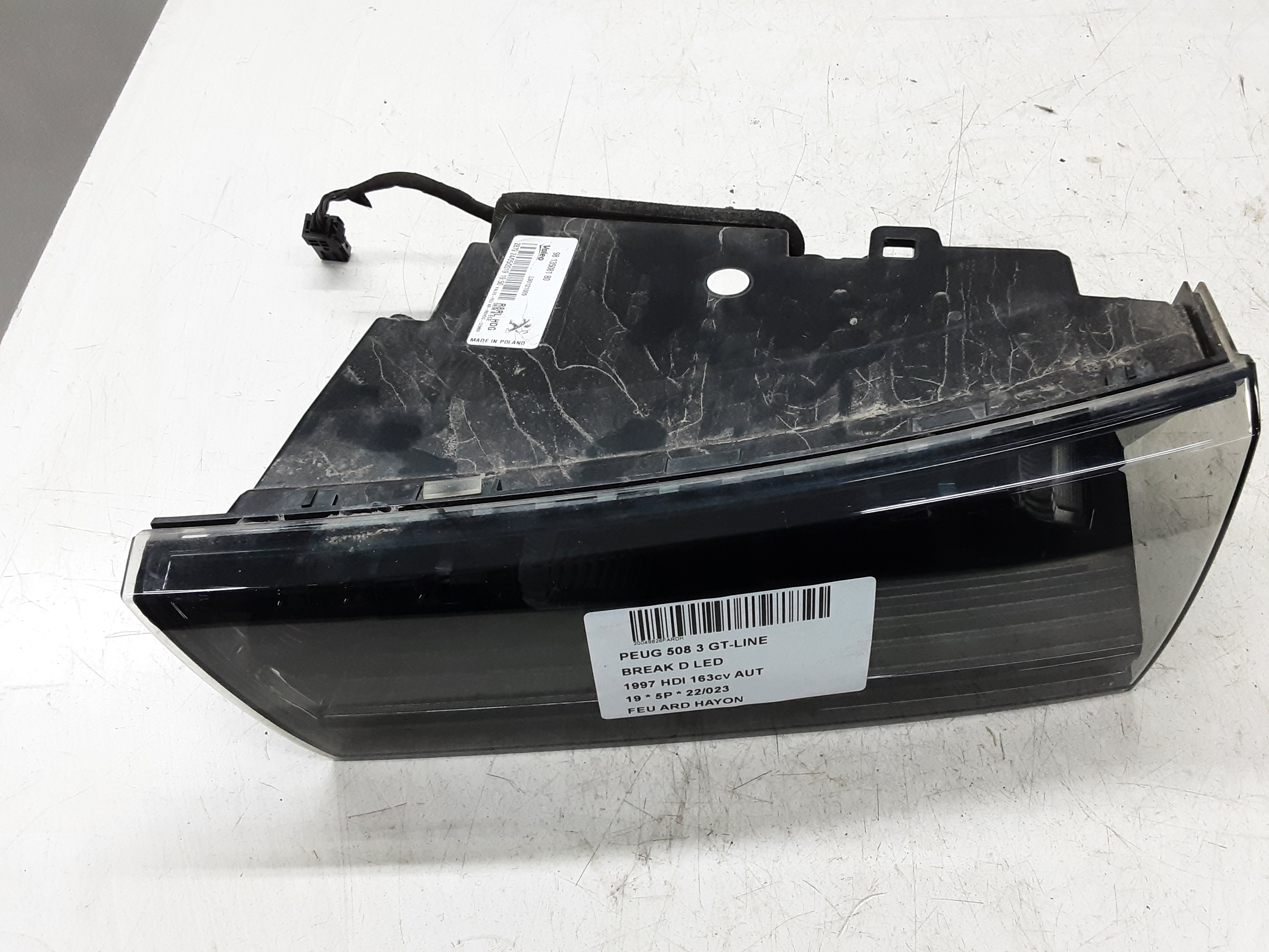 FEU ARRIERE DROIT DE HAYON Peugeot 508 9/18+