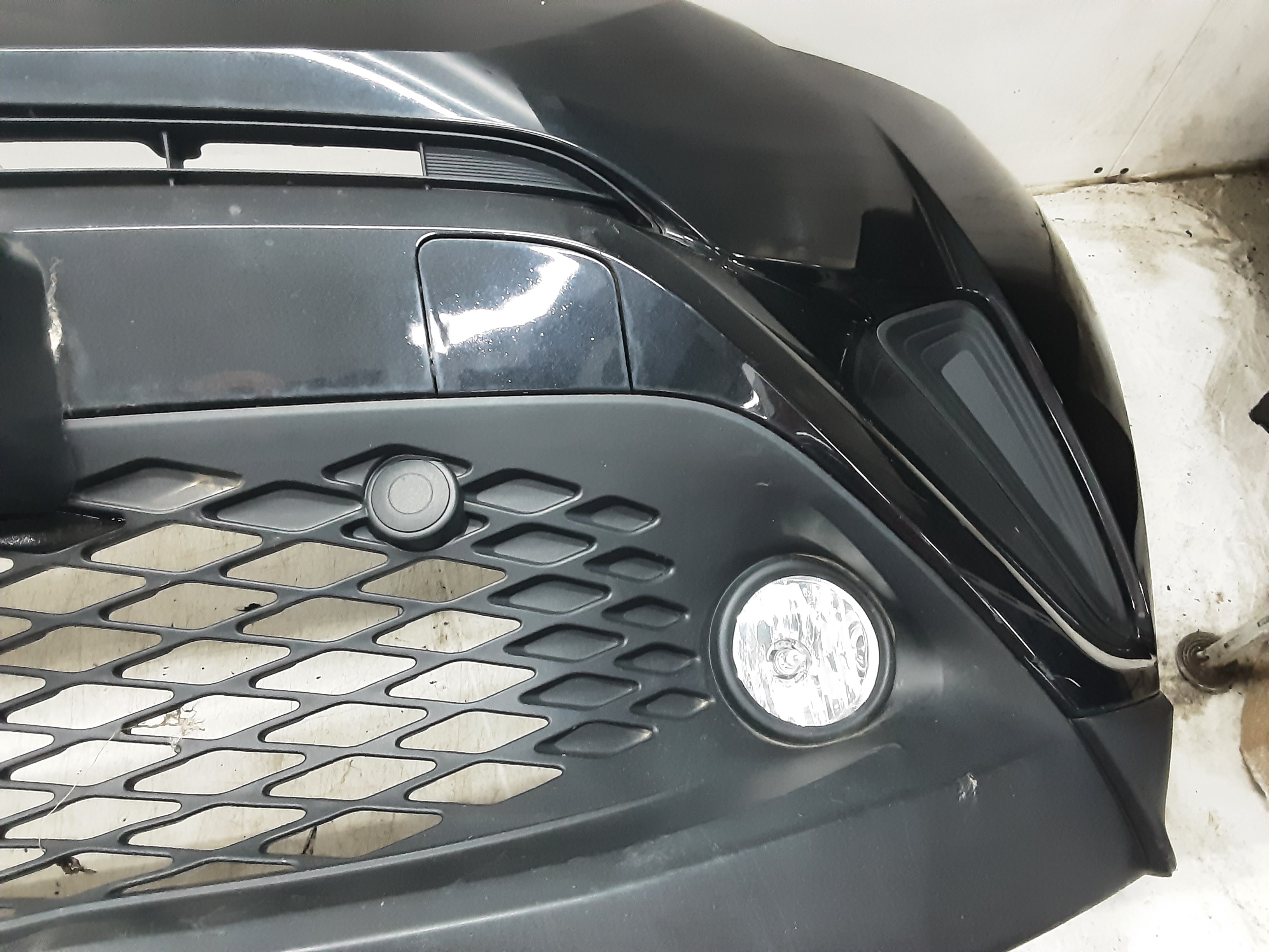 PHARE ANTI-BROUILLARD AVANT GAUCHE Toyota C-HR (1) 11/16-10/19