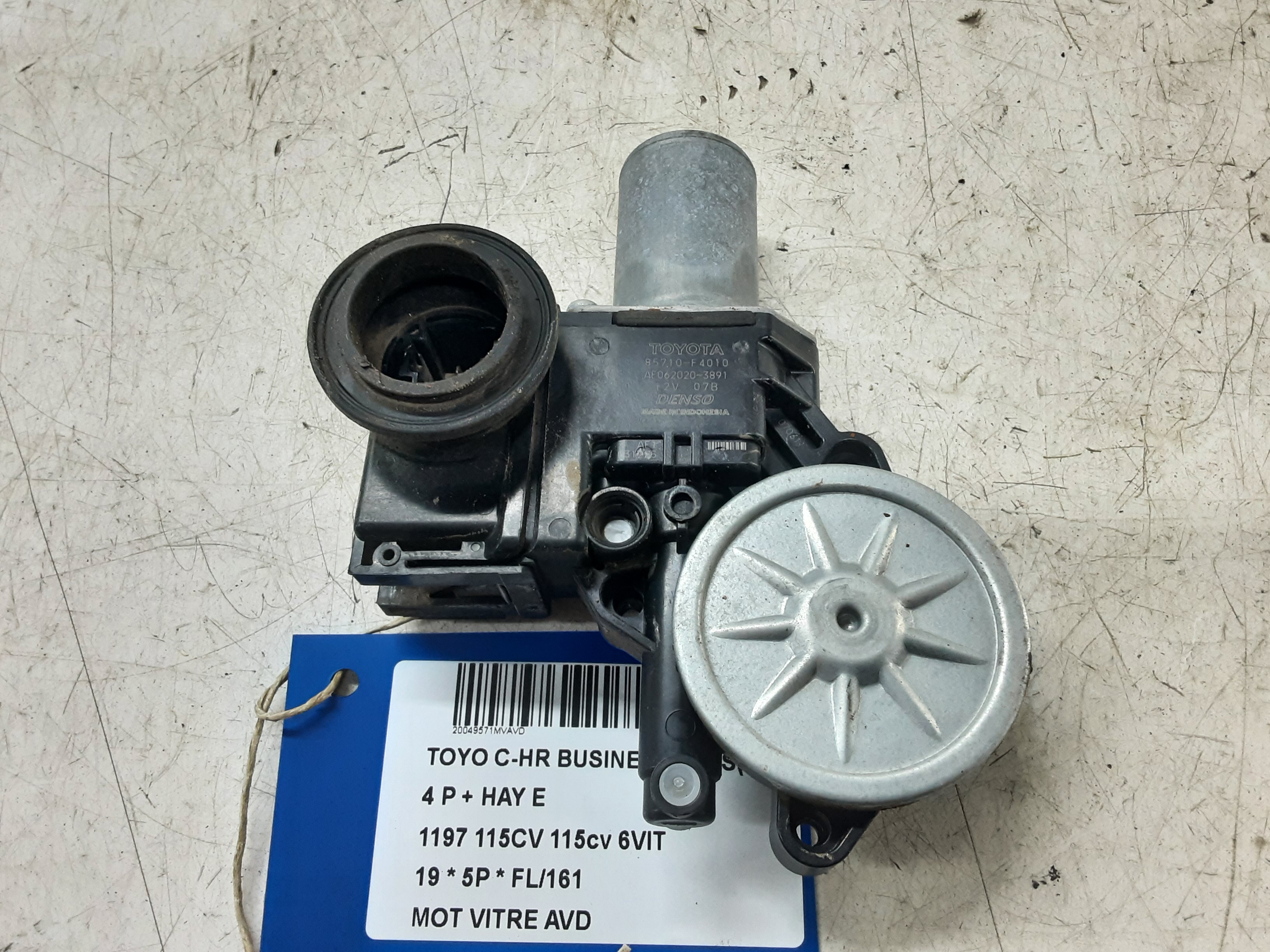 MOTEUR DE VITRE DE PORTE AVANT DROITE Toyota C-HR (1) 11/16-10/19