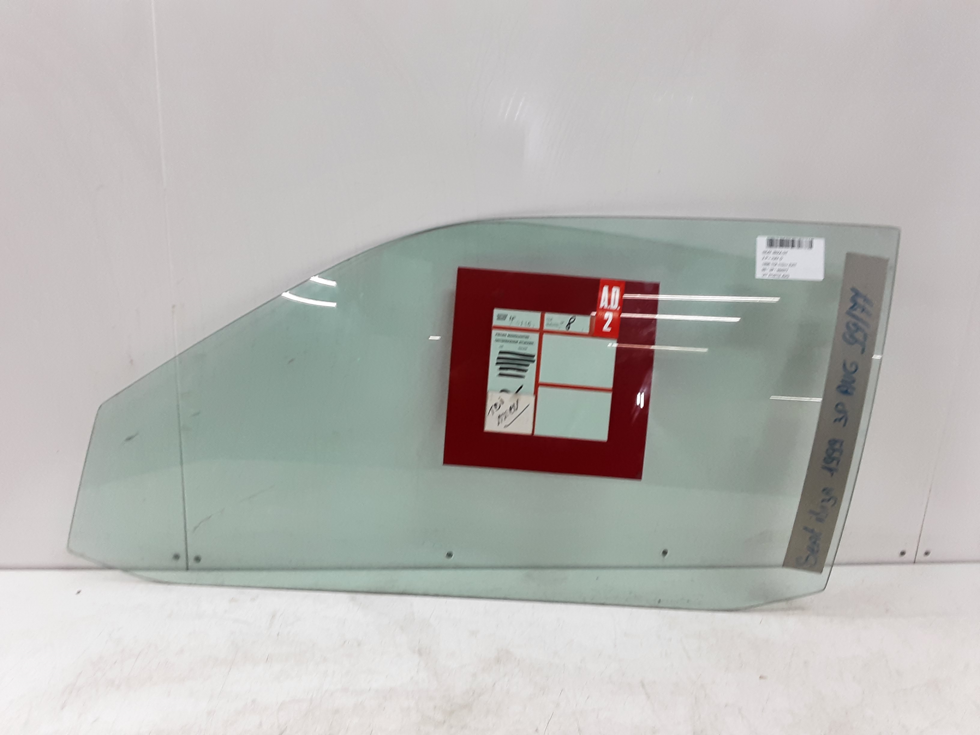 VITRE DE PORTE AVANT GAUCHE Seat IBIZA MK2 (6K)  8/93 - 00