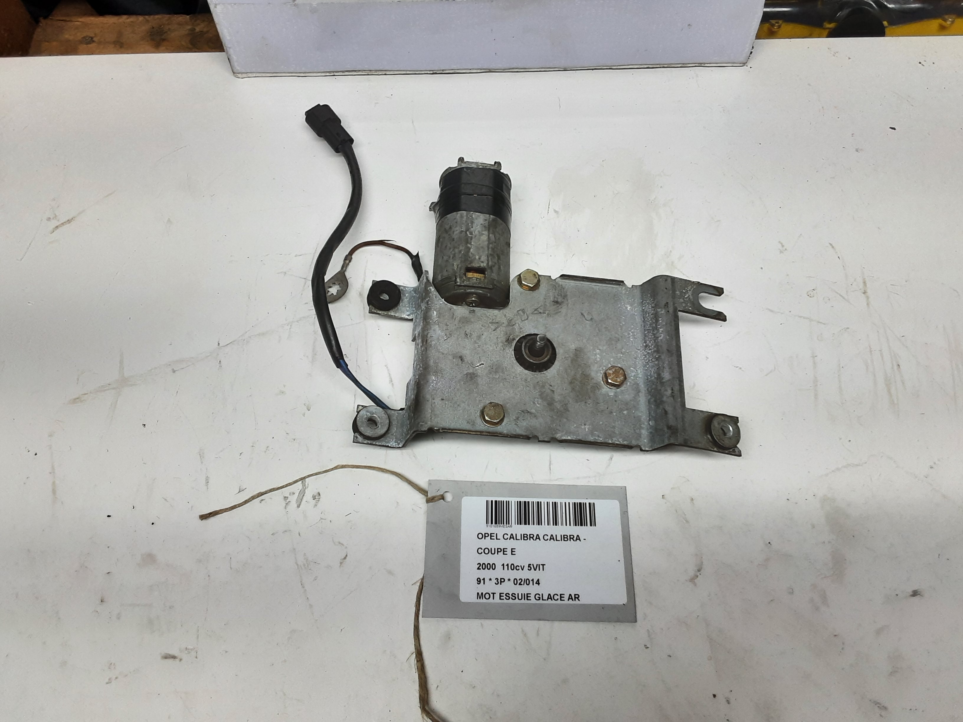 RUITENWISSERMOTOR ACHTER Opel CALIBRA
