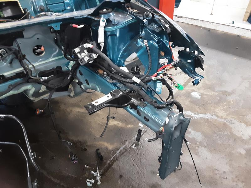 JOUE D'AILE AVANT GAUCHE Renault ARKANA 3/21 +