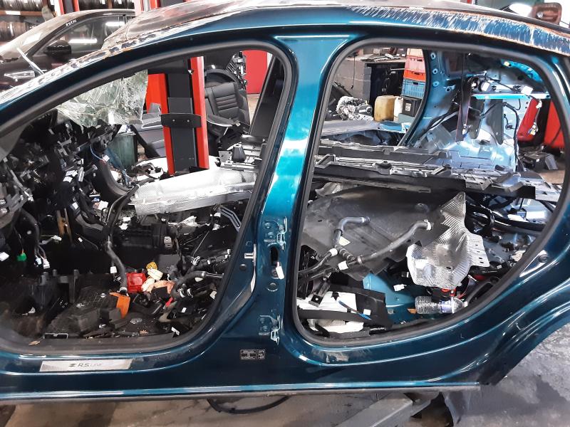 MIDDENSTIJL CENTRAAL LINKS Renault ARKANA 3/21 +