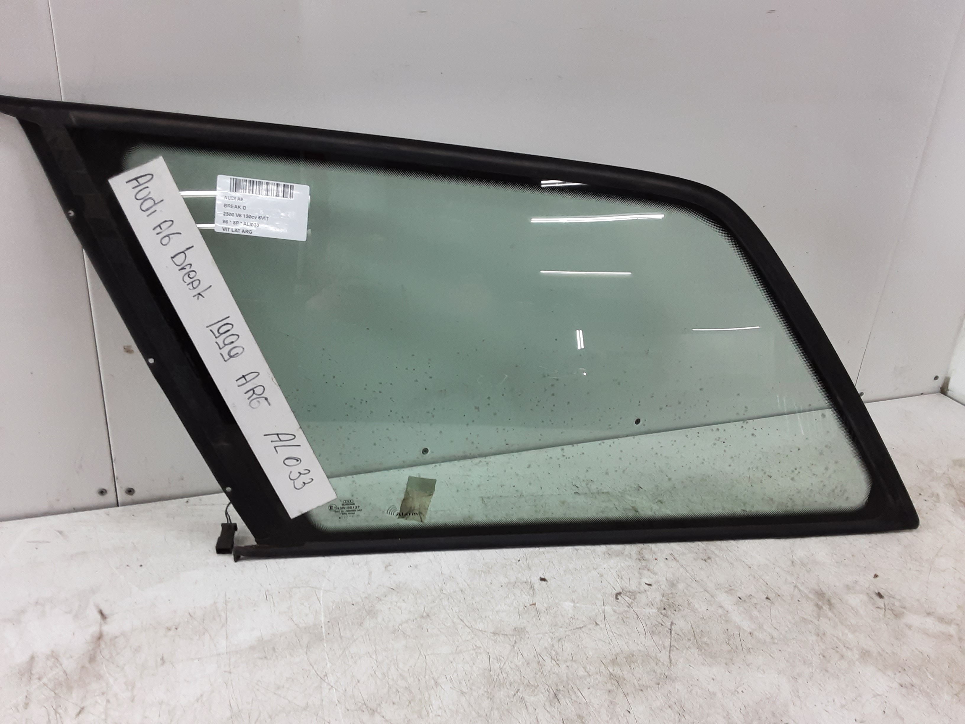 LEFT REAR WINDOW Audi A6 5/97 - 5/04