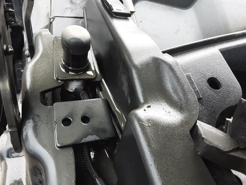 AIRBAG MOTORHAUBE RECHTS Jaguar E-PACE 07/17