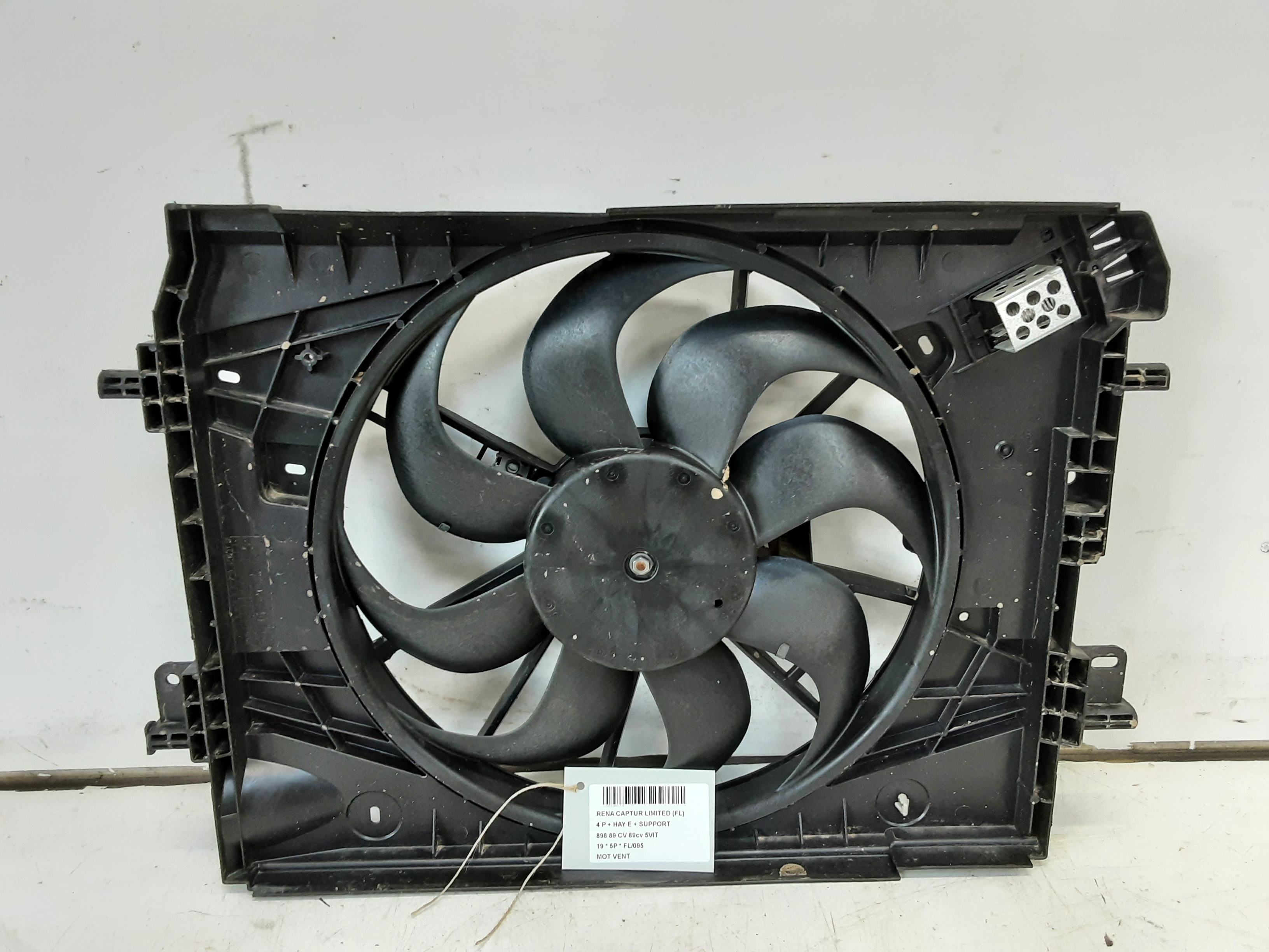 KACHEL VENTILATORMOTOR Renault CAPTUR (1) 5/17 - 01/20 FaceLift
