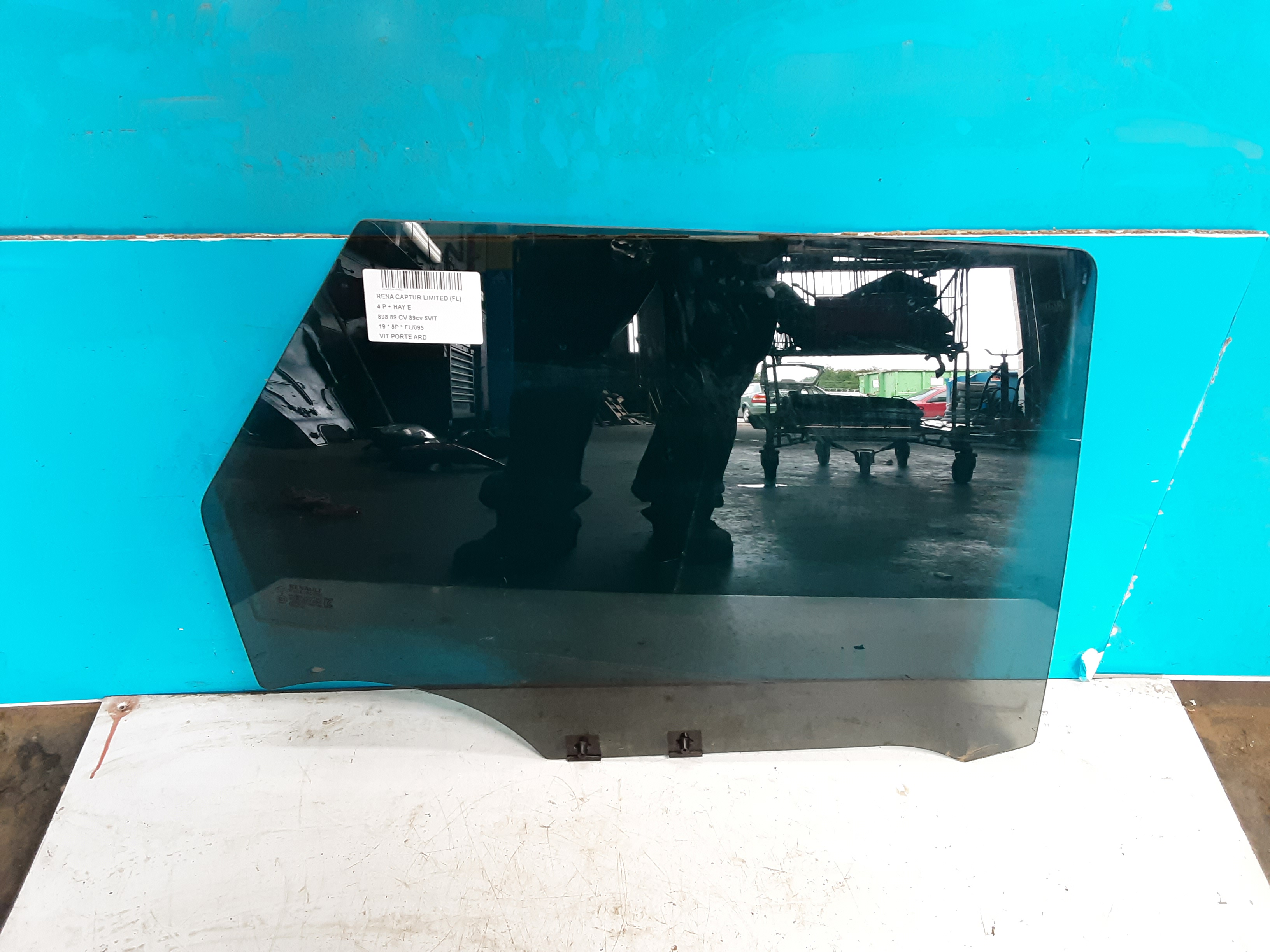 VITRE DE PORTE ARRIERE DROITE Renault CAPTUR (1) 5/17 - 01/20 FaceLift