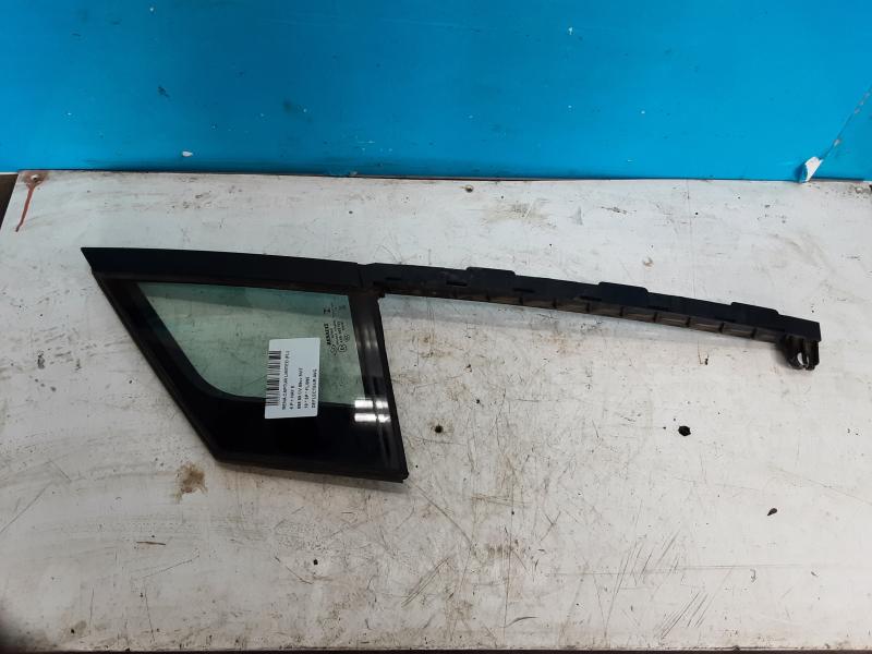 ZIJRUIT VOOR LINKS Renault CAPTUR (1) 5/17 - 01/20 FaceLift
