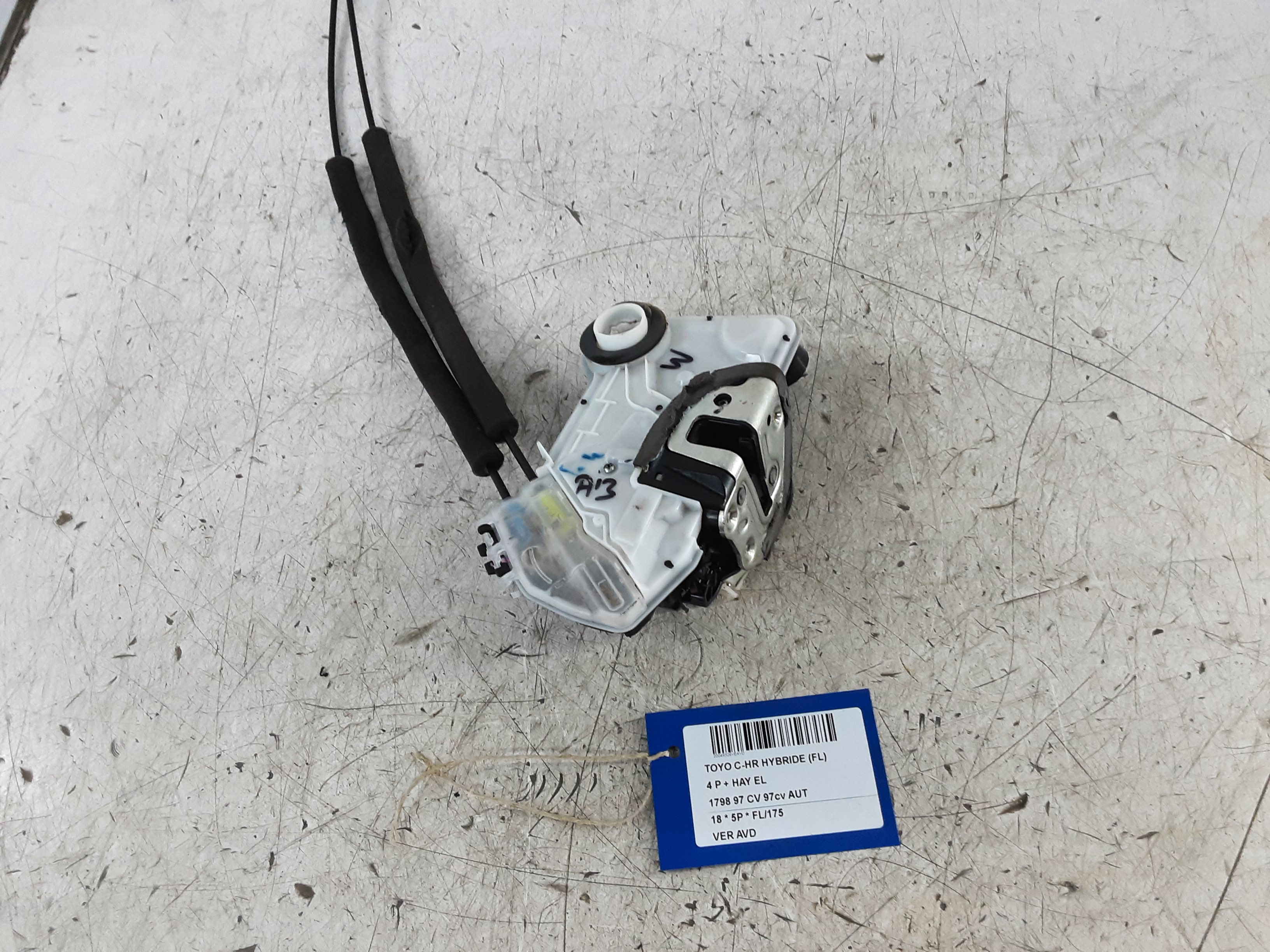 VERGRENDELING VOOR RECHTS Toyota C-HR (1) 11/16-10/19