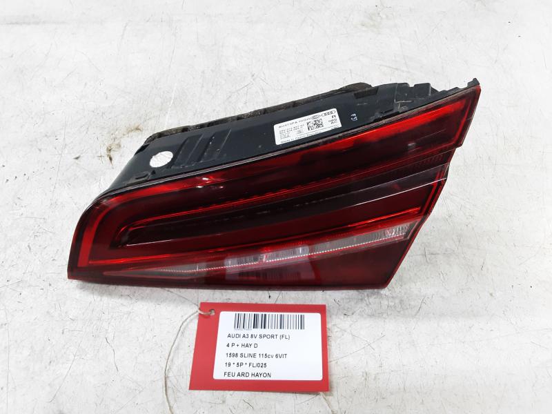 FEU ARRIERE DROIT DE HAYON Audi A3 3,5D 7/16 - 20