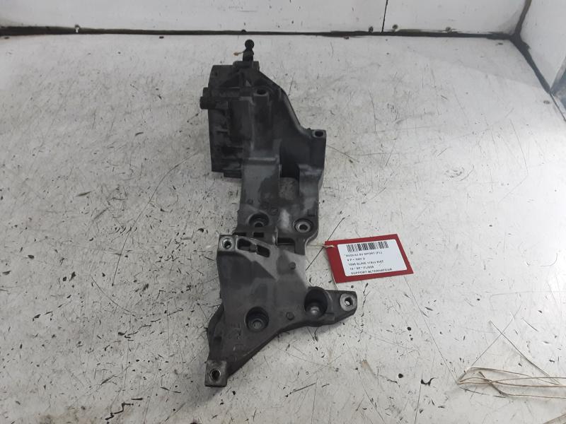 SUPPORT-ALTERNATEUR Audi A3 3,5D 7/16 - 20