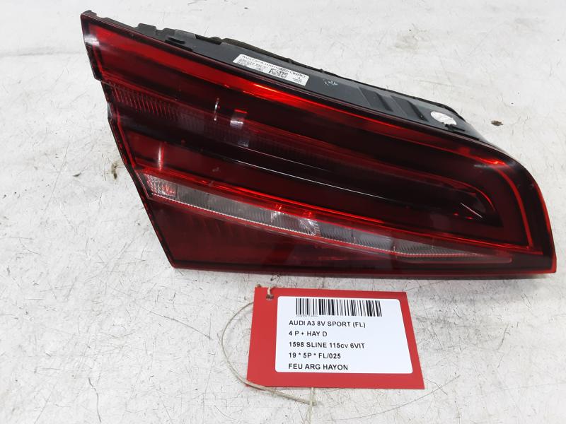 FEU ARRIERE GAUCHE DE HAYON Audi A3 3,5D 7/16 - 20