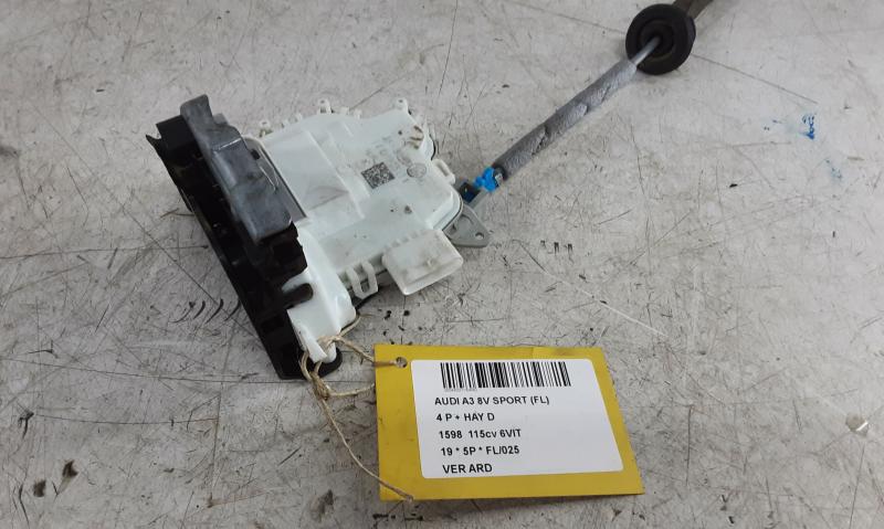 VERROUILLAGE DE PORTE ARRIERE DROITE Audi A3 3,5D 7/16 - 20