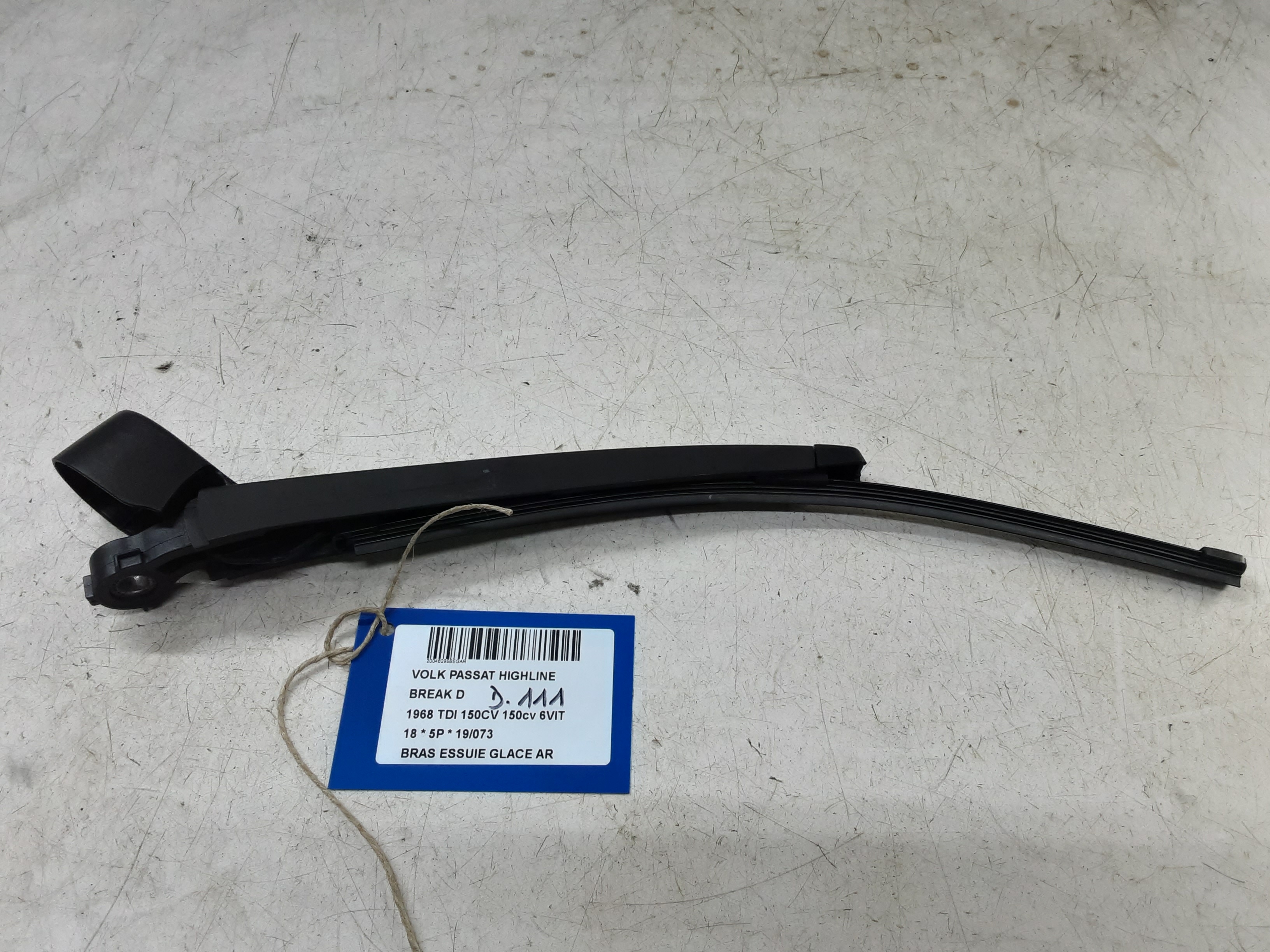 RUITENWISSERARM ACHTER Vw PASSAT 11/14 - 19