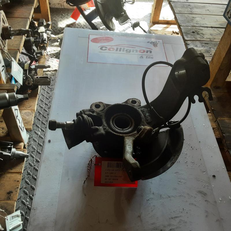 WIELNAAF VOOR RECHTS Ford GALAXY 05/00 - 06
