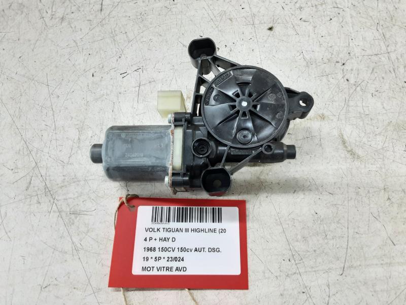 MOTOR RUITMECHANISME VOOR RECHTS Vw TIGUAN (3) 02/16- 10/20