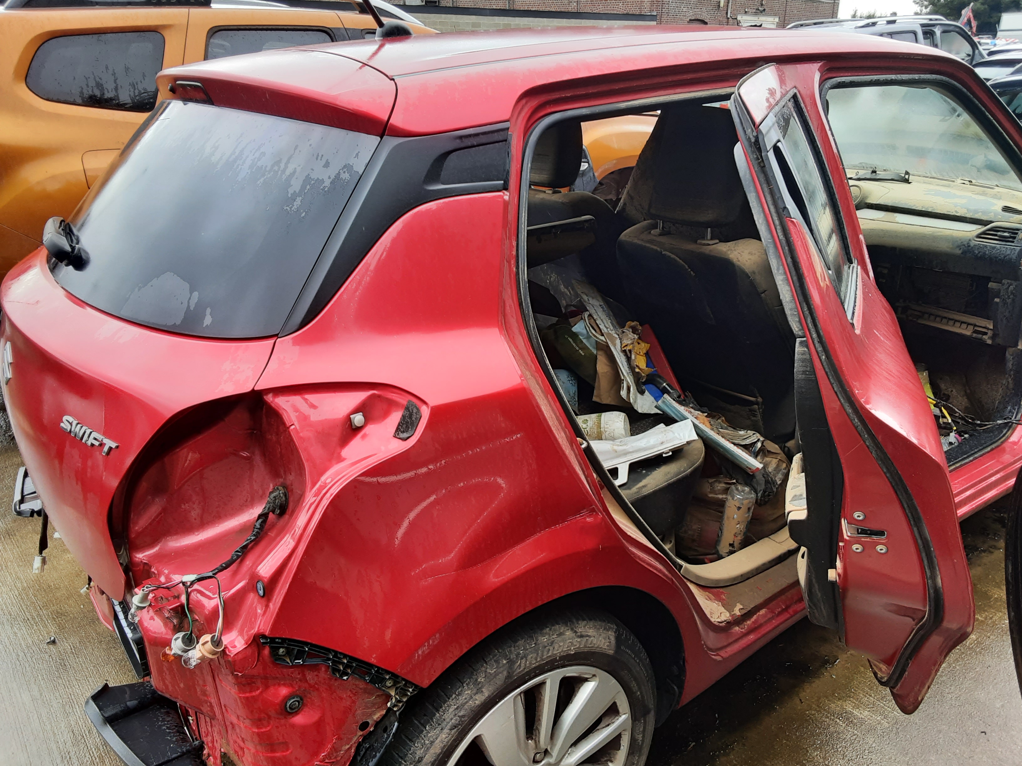 FENDER RIGHT REAR Suzuki SWIFT 4/17+