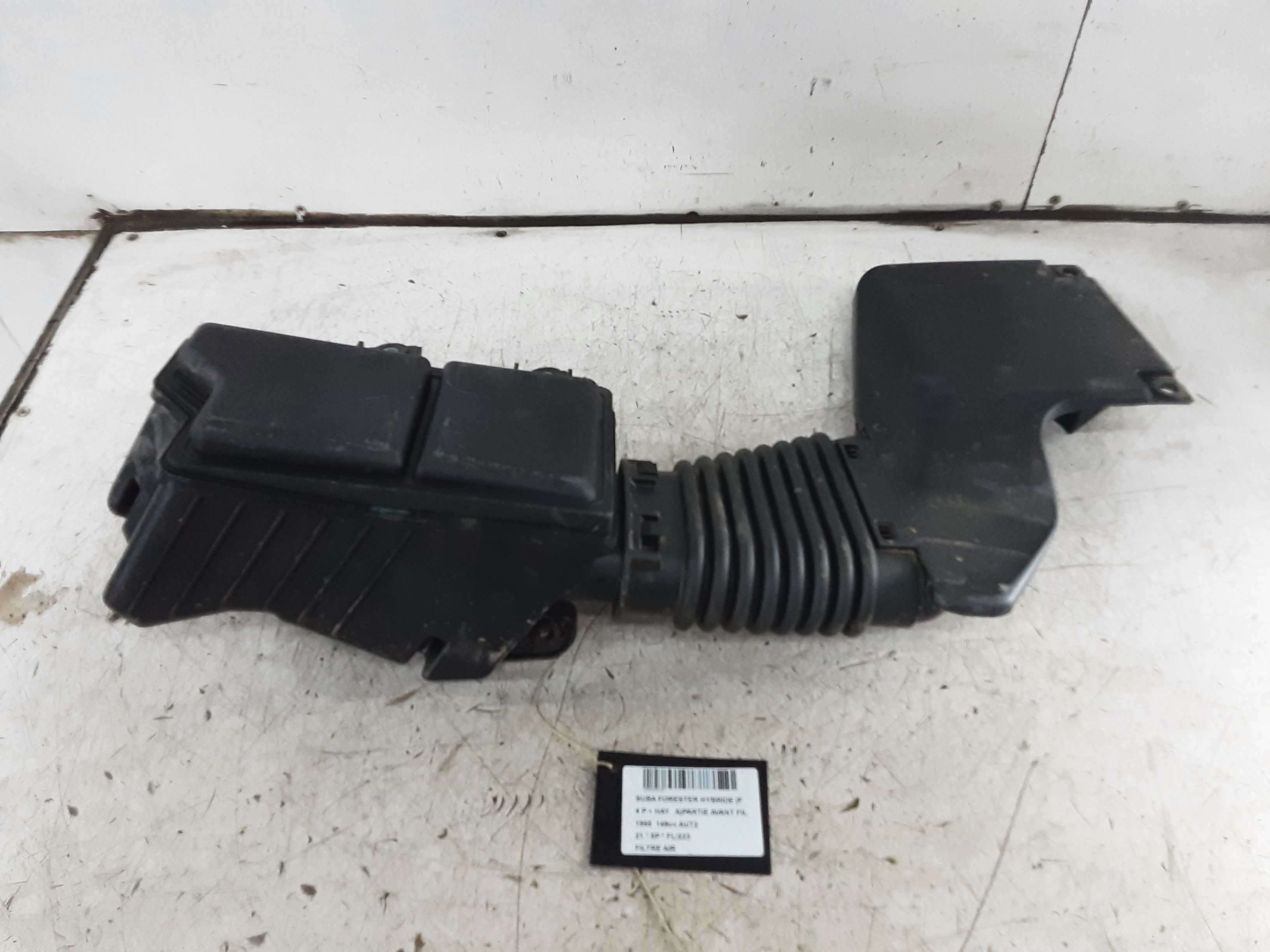 FILTRE A AIR Subaru FORESTER (5) 1/19+