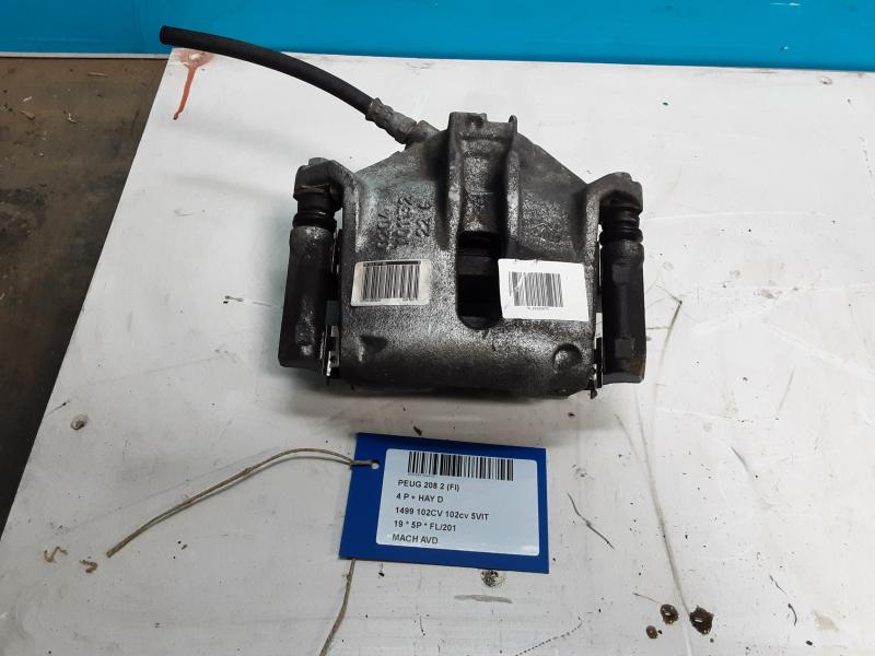 REMKLAUW VOOR RECHTS Peugeot 208 8/15 - 20