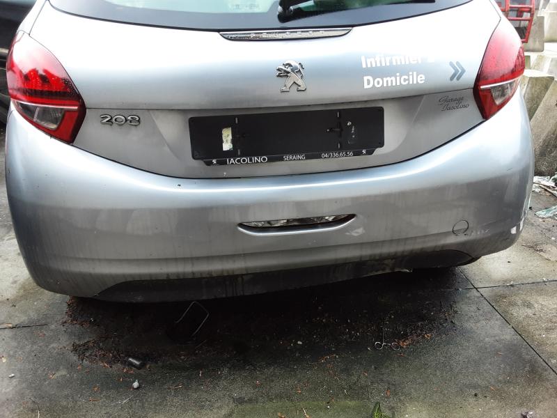 STOßSTANGE HINTEN Peugeot 208 8/15 - 20