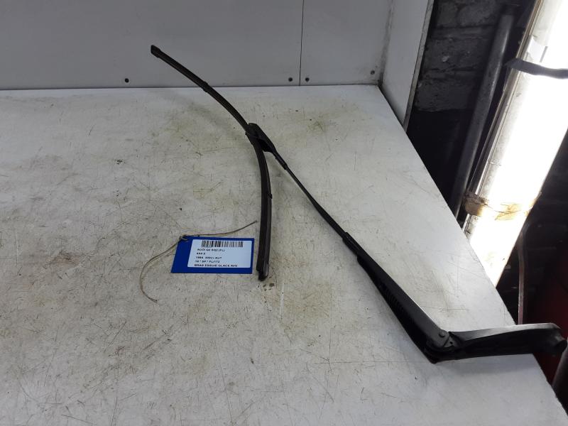 LEFT FRONT WIPER ARM Audi SQ2