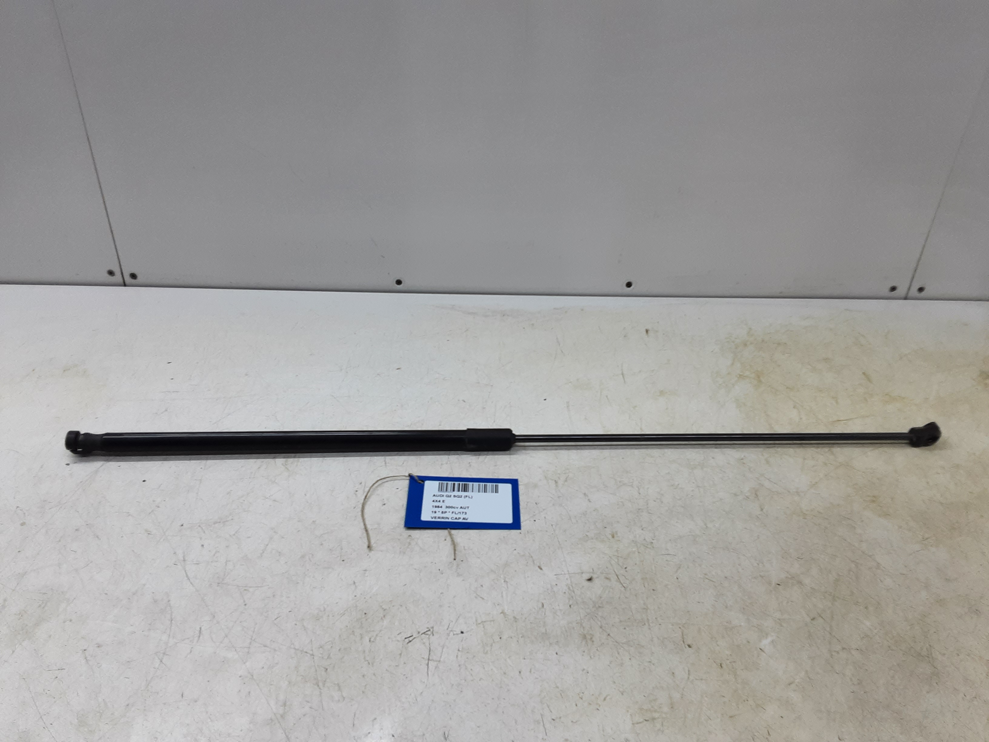 VERIN DE CAPOT AVANT Audi SQ2