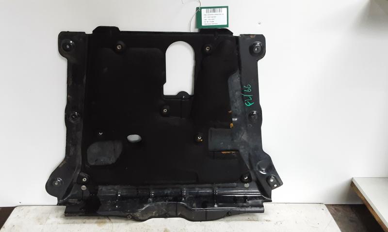 CARTER DEKSEL MIDDEN Dacia DUSTER 1/18 - 24