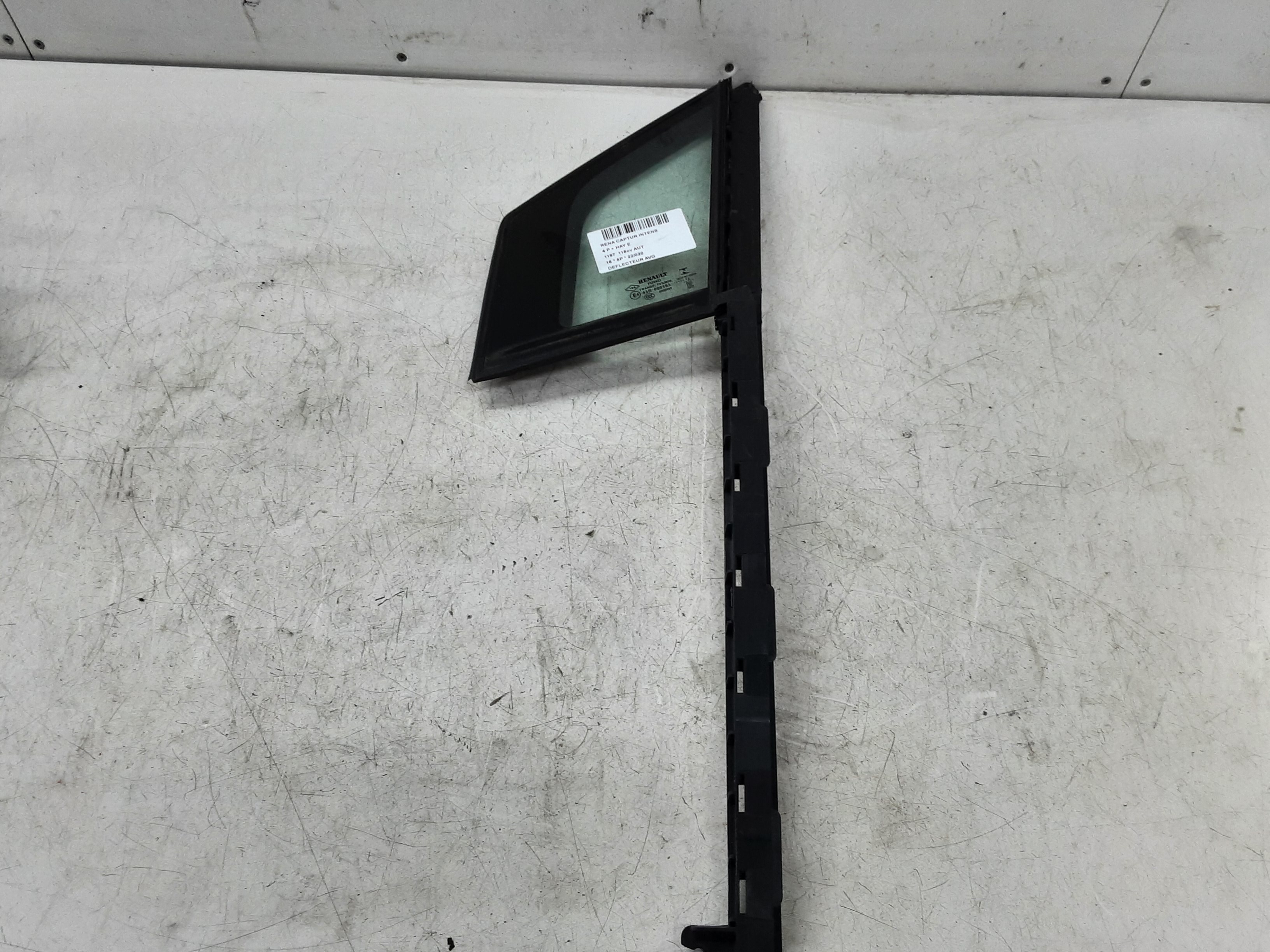 DEFLECTEUR AVANT GAUCHE Renault CAPTUR (1) 05/13 - 5/17