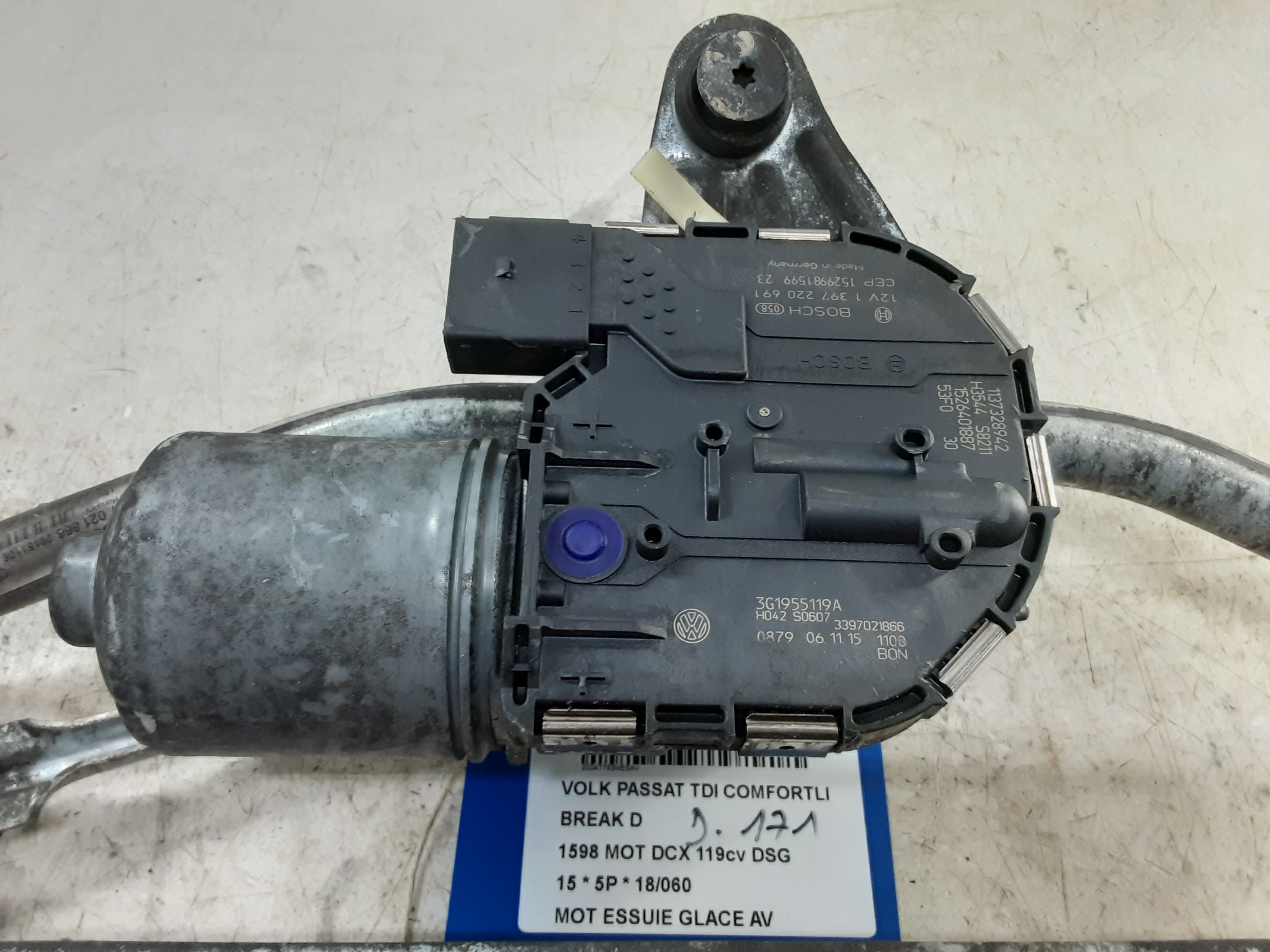 MOTOR RUITENWISSERS VOOR Vw PASSAT 11/14 - 19