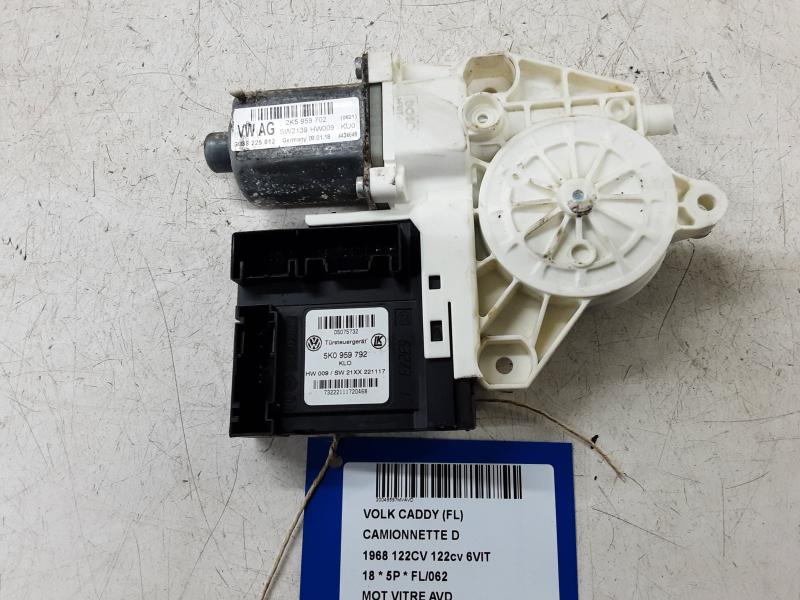 MOTOR RUITMECHANISME VOOR RECHTS Vw CADDY 05/15 - 20