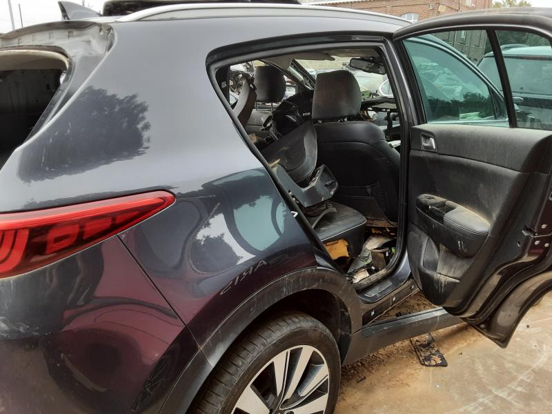SPATBORD ACHTER RECHTS Kia SPORTAGE (4) 01/16 - 9/18
