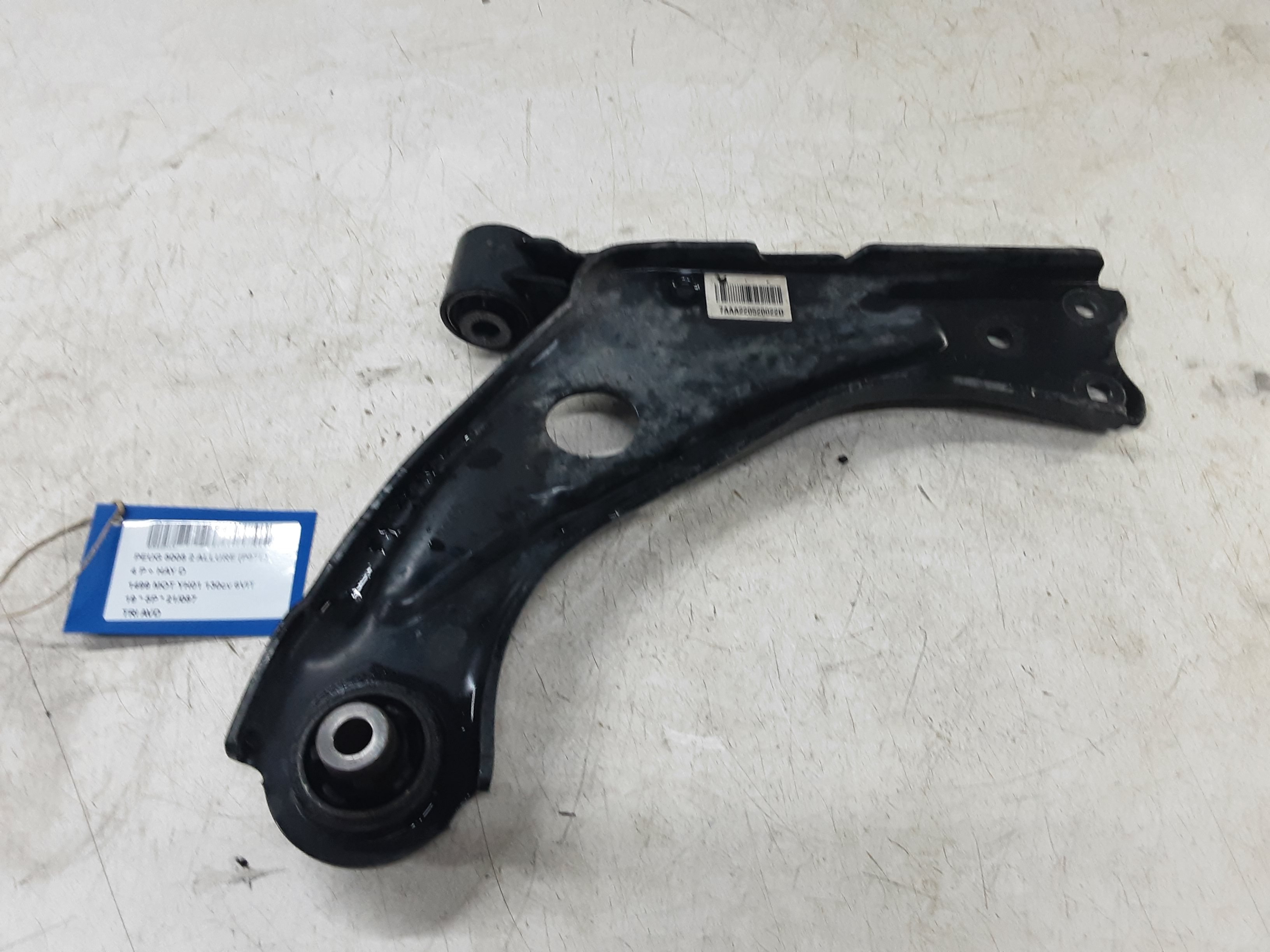 TRIANGLE AVANT DROIT Peugeot 5008 6/17+