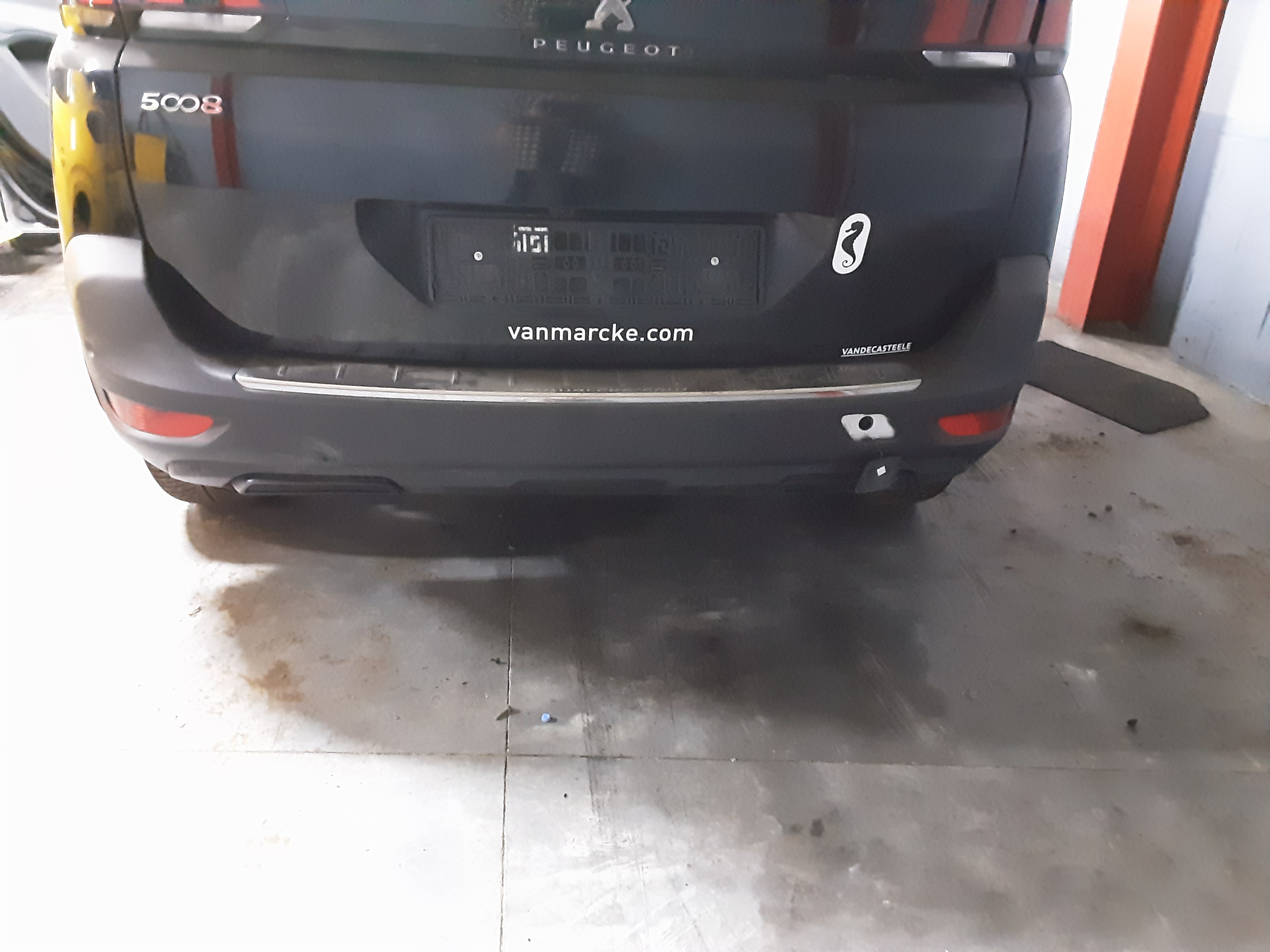 ACHTERBUMPER Peugeot 5008 6/17+