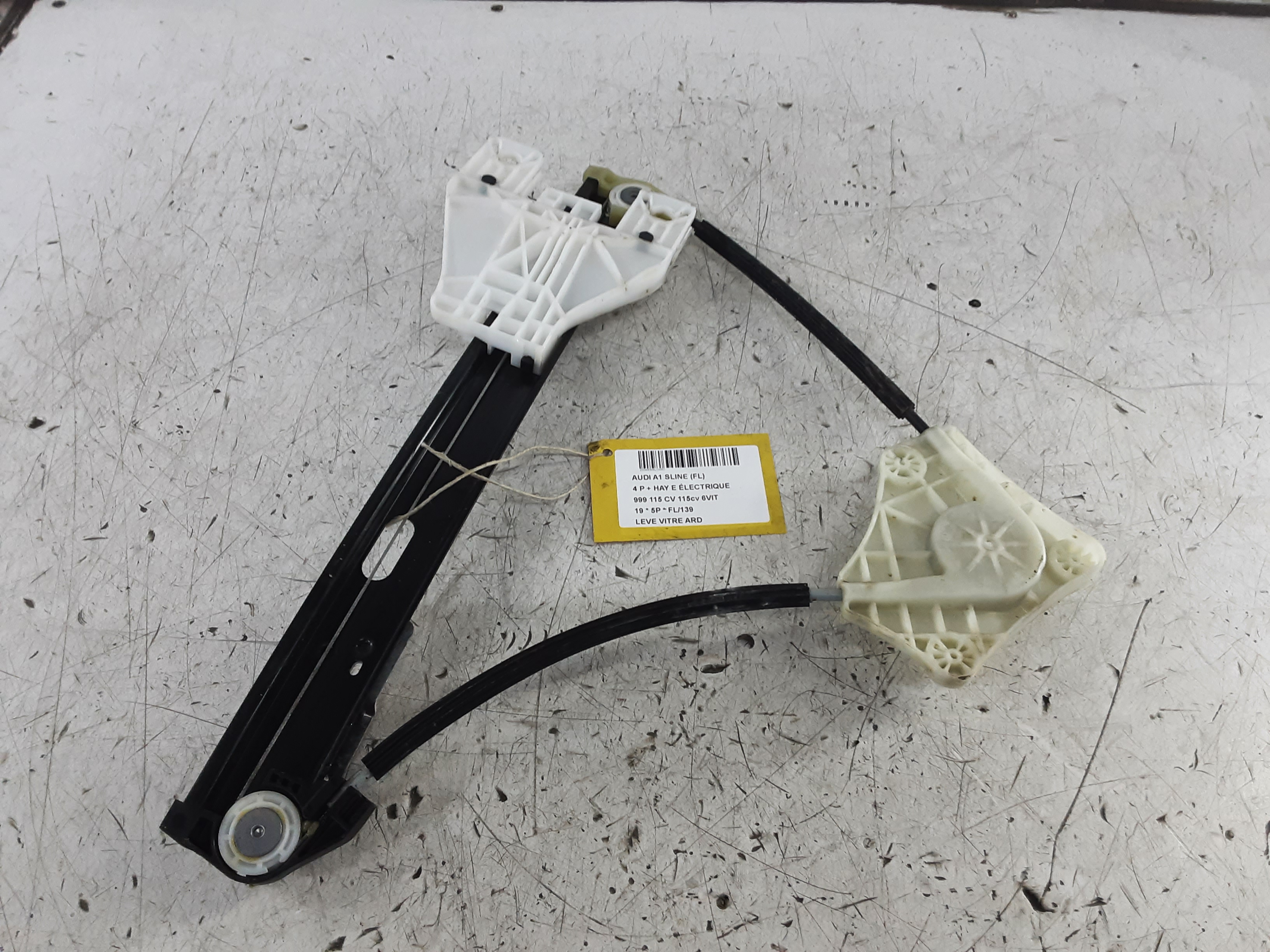 LEVE-VITRE DE PORTE ARRIERE DROITE Audi A1 12/18+