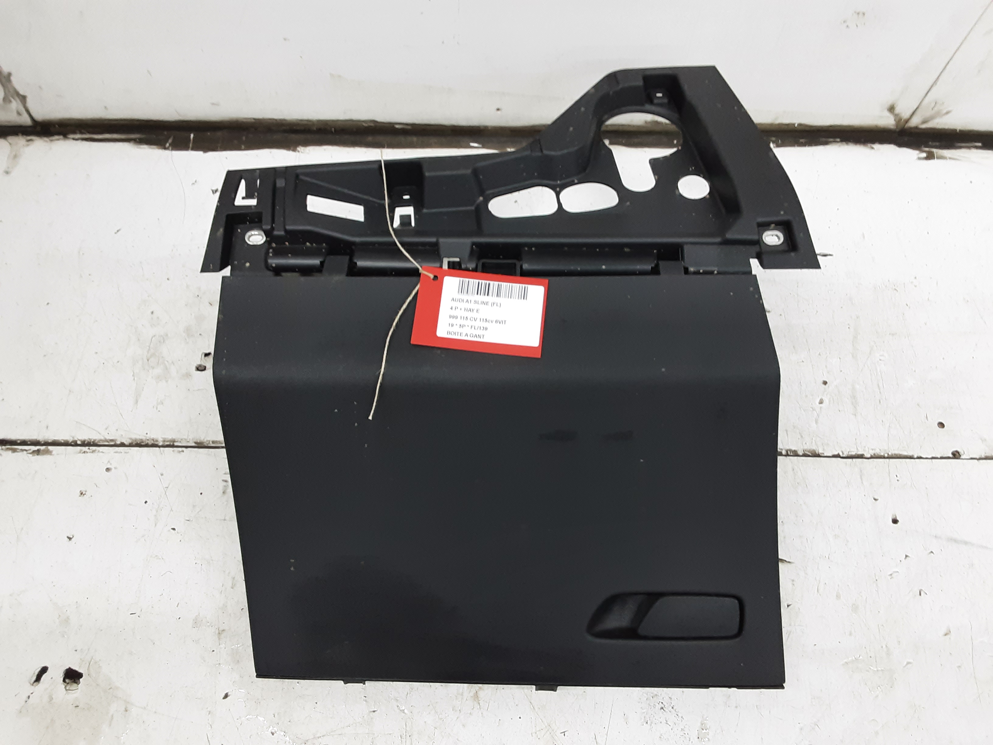 OPBERGVAKJE Audi A1 12/18+