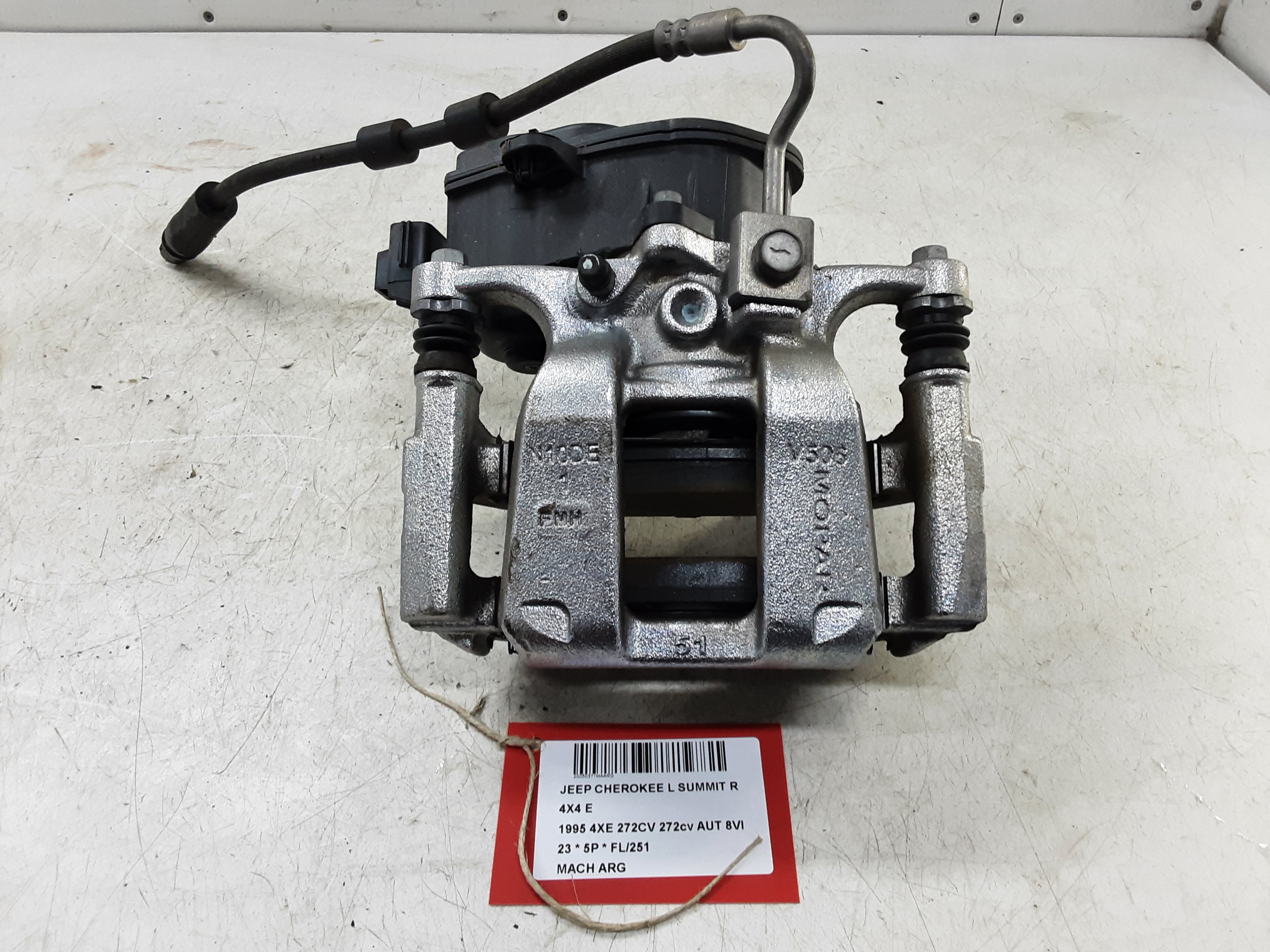 REMKLAUW ACHTER LINKS Jeep GRAND CHEROKEE (WL) 2021+