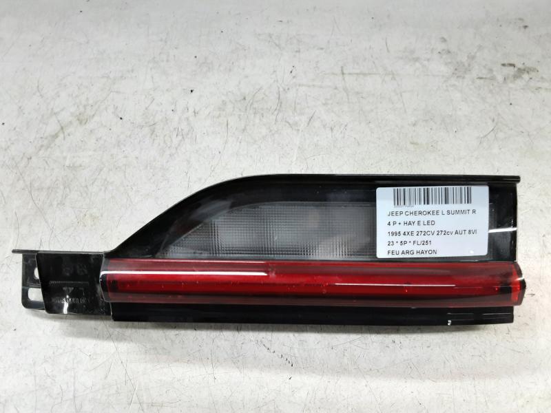 FEU ARRIERE GAUCHE DE HAYON Jeep GRAND CHEROKEE (WL) 2021+