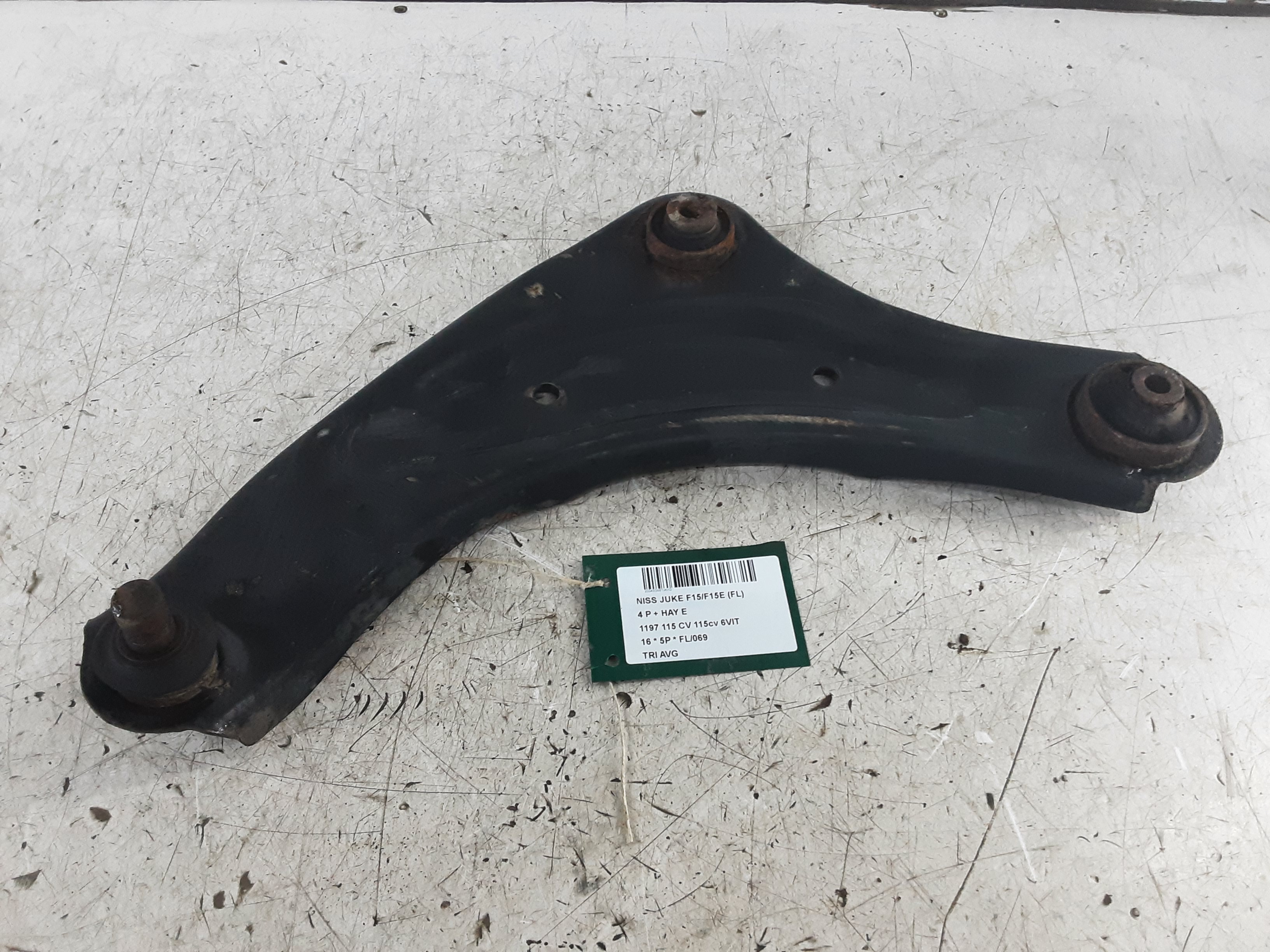 DRAAGARM VOOR LINKS Nissan JUKE 7/14 - 19