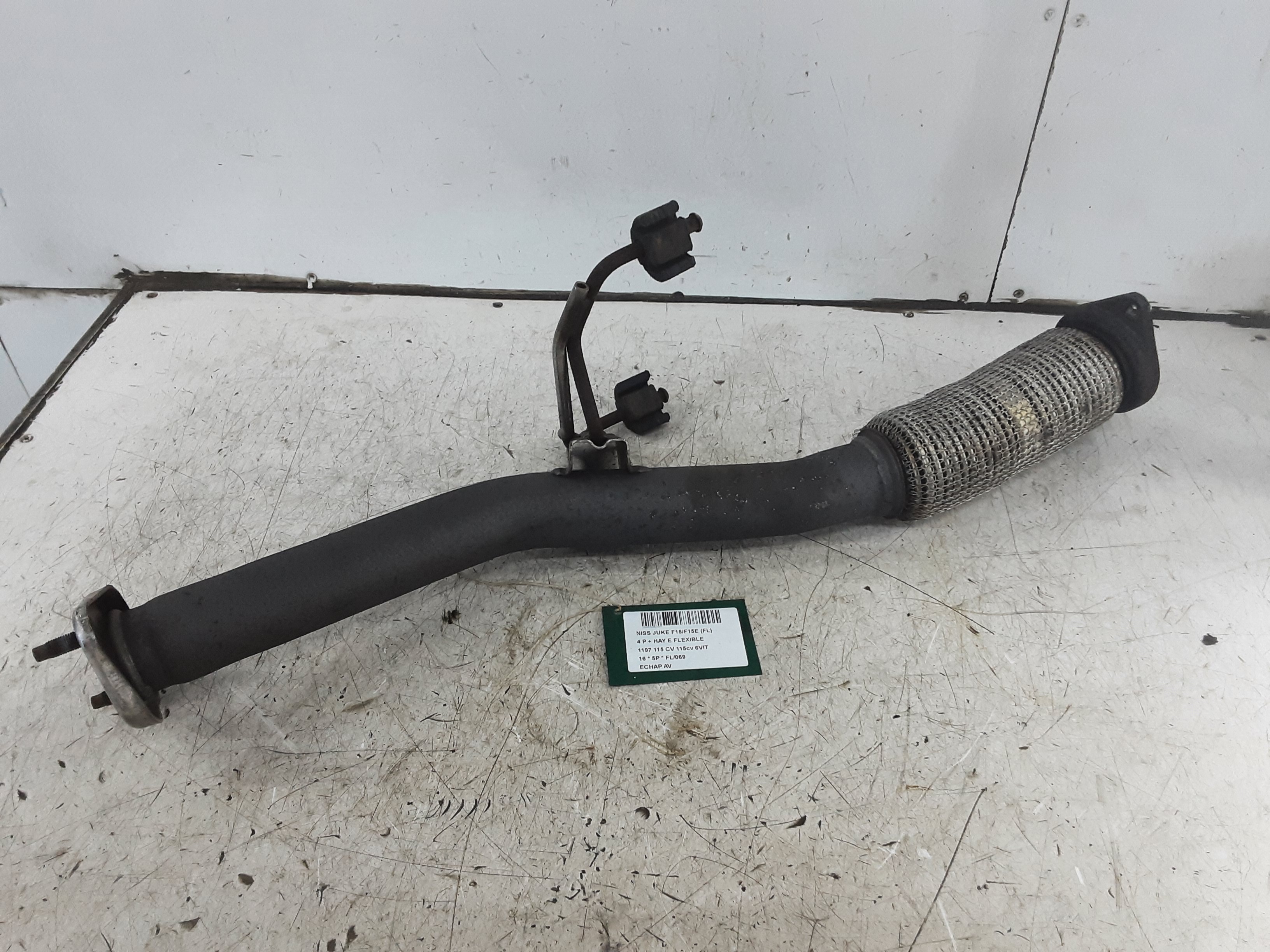 AUSPUFF FORNE Nissan JUKE 7/14 - 19