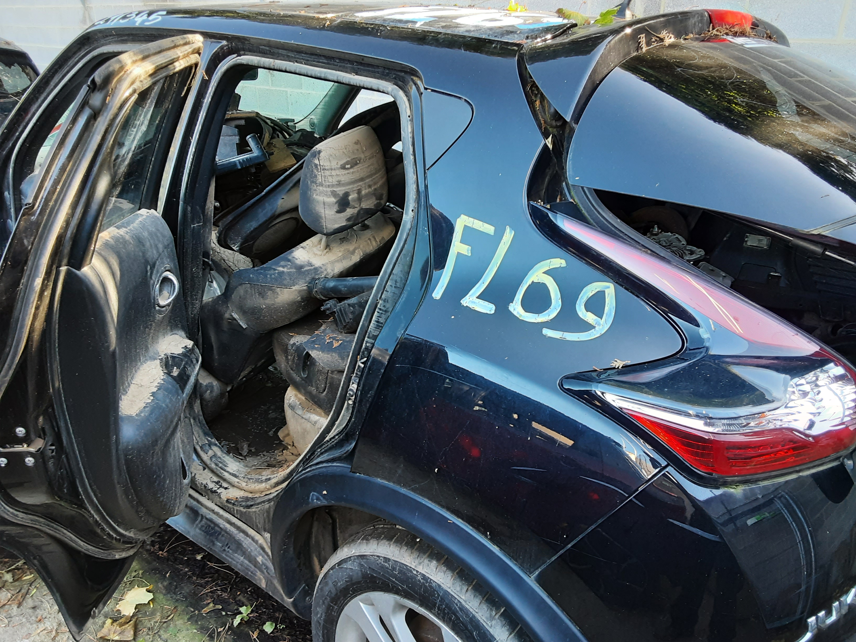 SPATBORD ACHTER LINKS Nissan JUKE 7/14 - 19