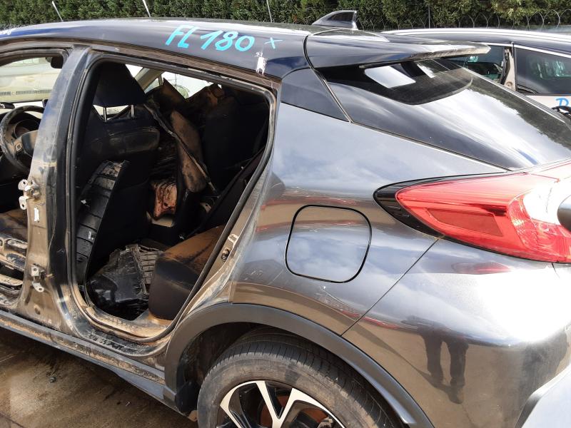 SPATBORD ACHTER LINKS Toyota C-HR (1) 11/16-10/19